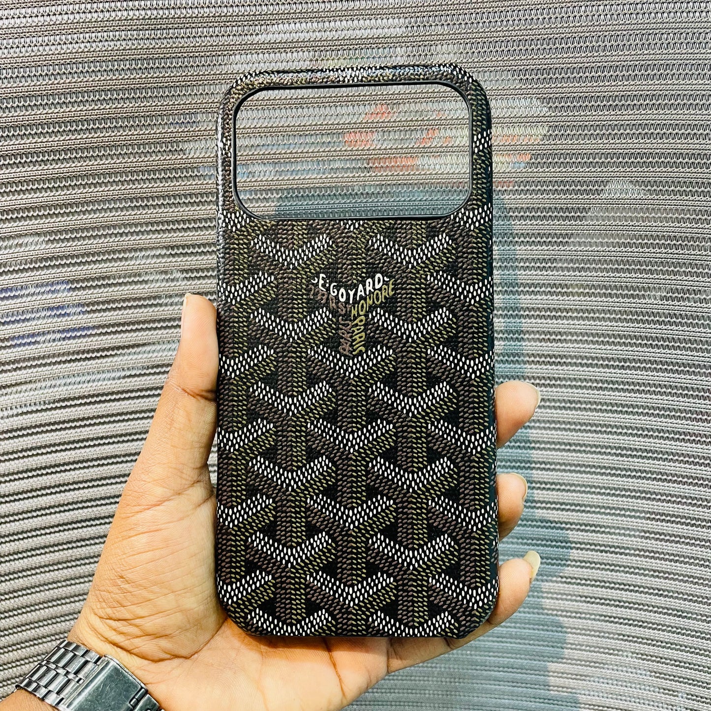 Luxe Printed Inner Fur iPhone 17 Pro Case