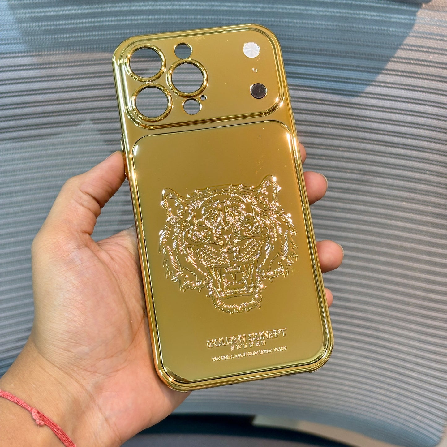 GoldLion Mirror iPhone 16 Series Case