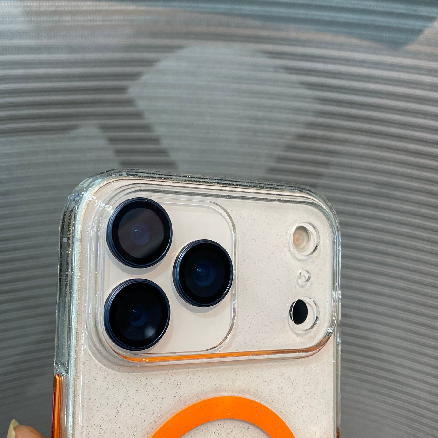 GlintAura MagSafe iPhone 17 Pro Case