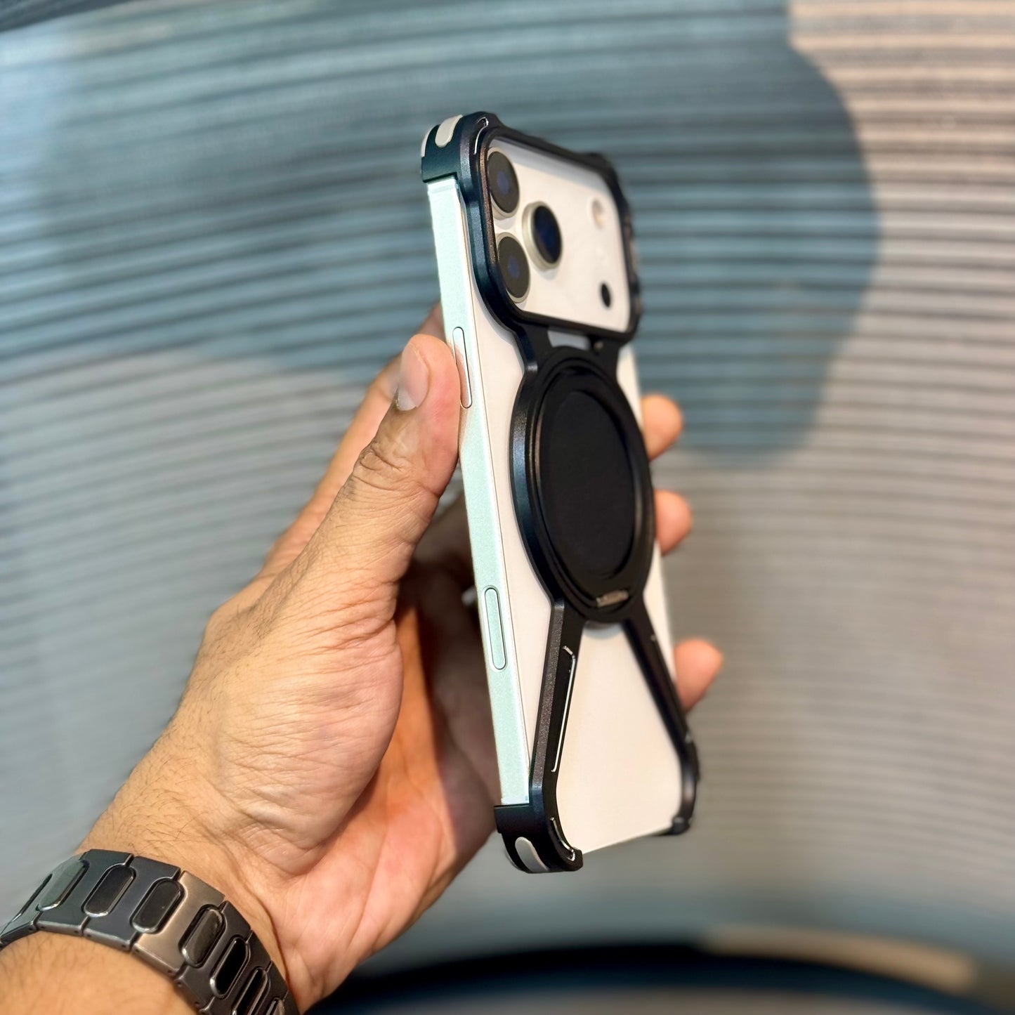 MagRotator Metal Bumper MagSafe iPhone 17 Pro Max Case
