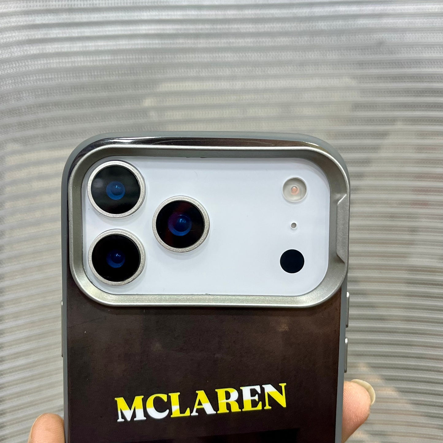 Racing Heritage iPhone 17 Series