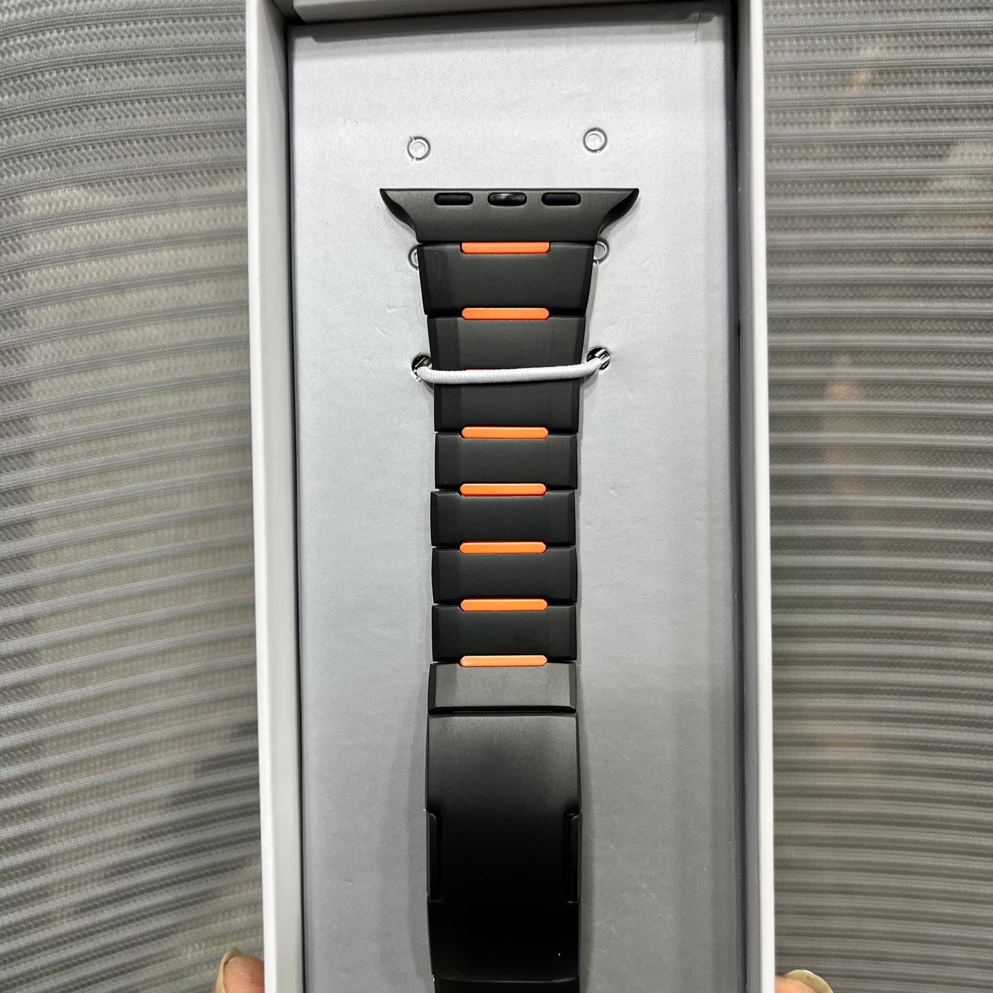 DualTone Metal & Silicone Hybrid iWatch Strap