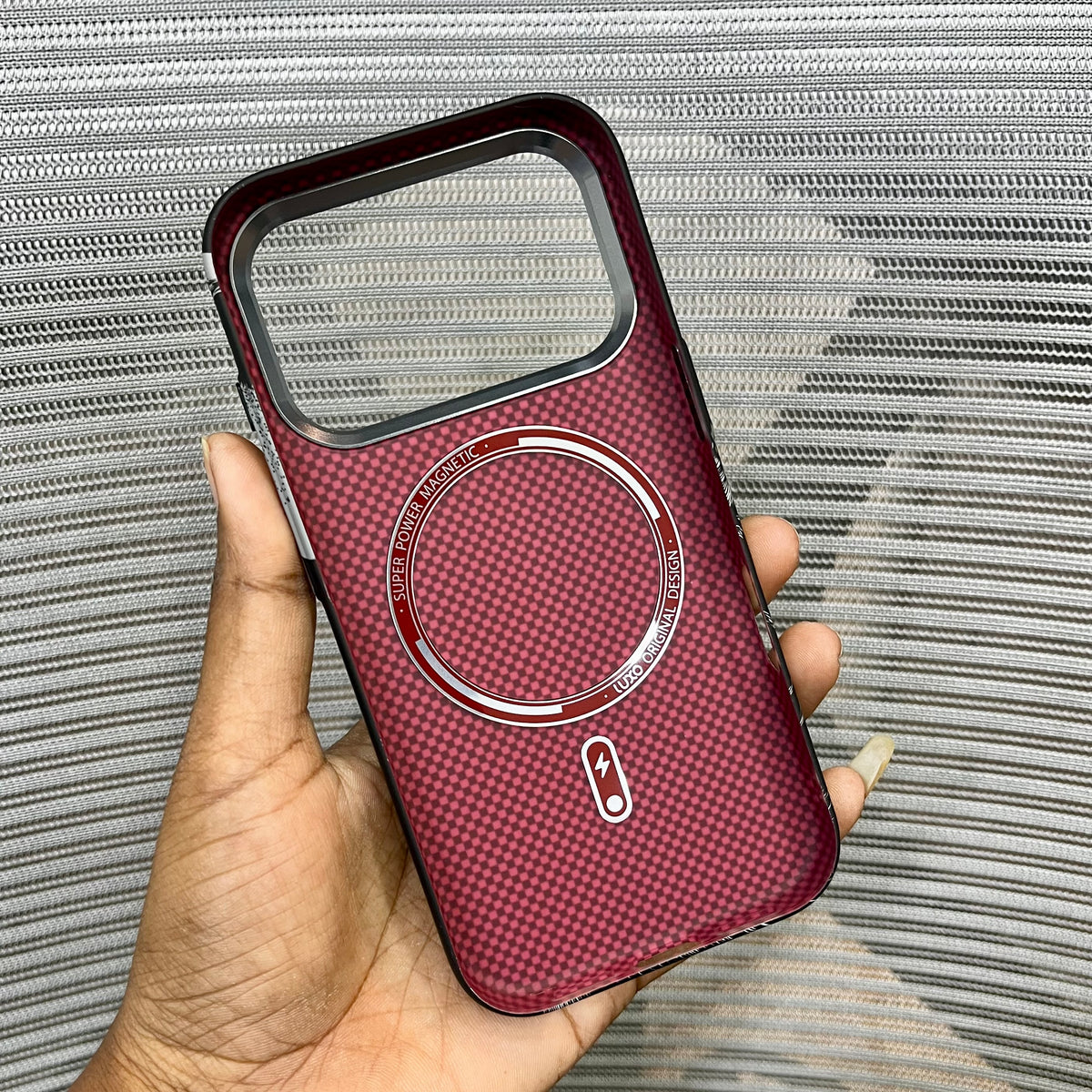 Premium Wildlife Carbon Fiber MagSafe iPhone Case