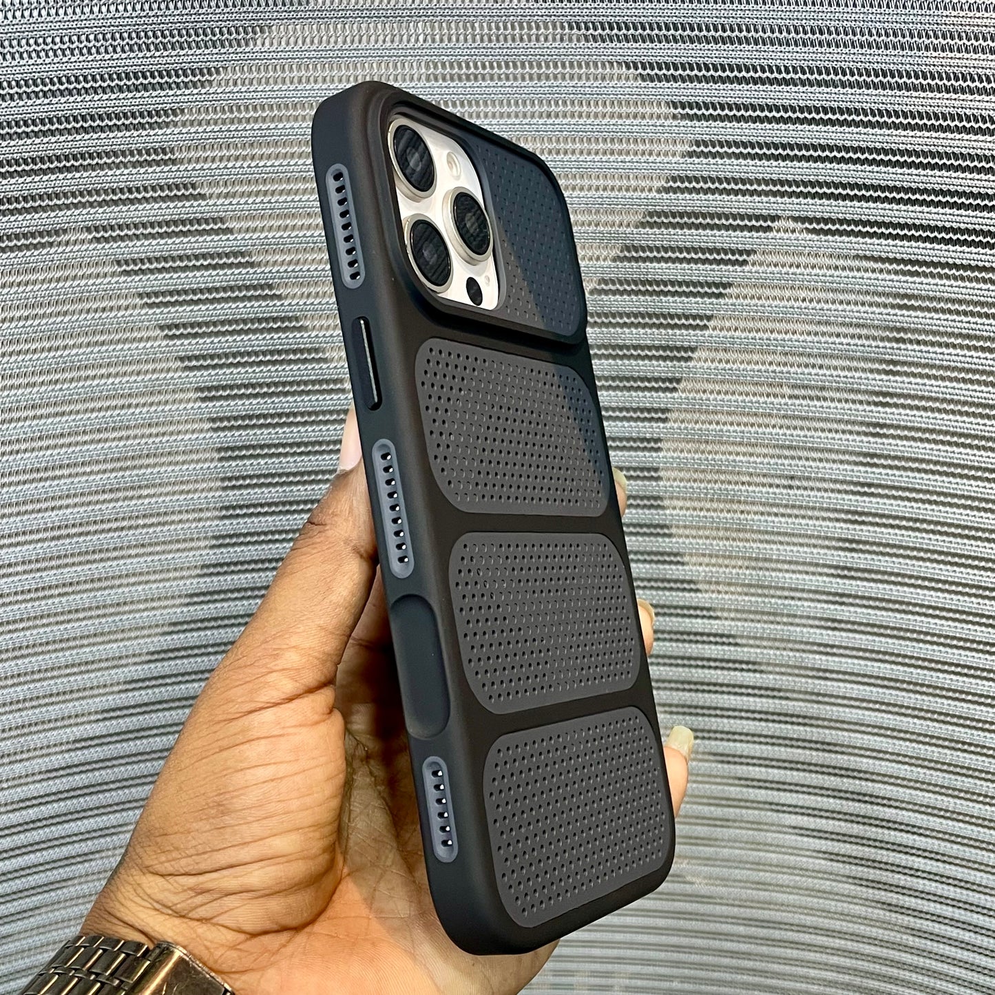 FusionDissipation MagSafe iPhone 15 Pro Case