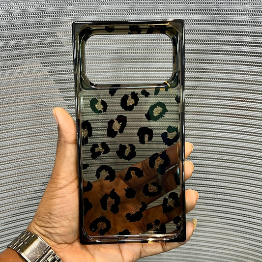 Glitter Cheetah Print Box iPhone 17 Series Case