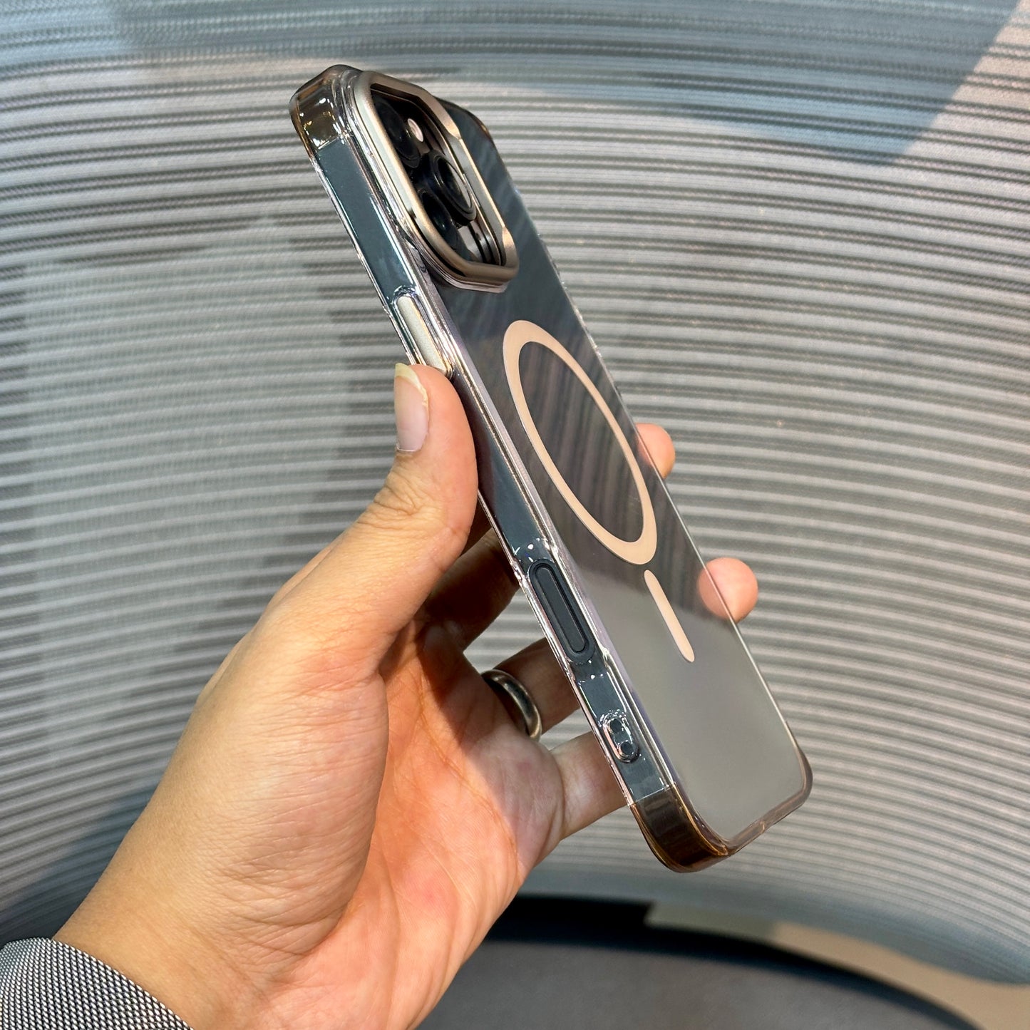 ClearStand MagSafe iPhone 16 Series Case