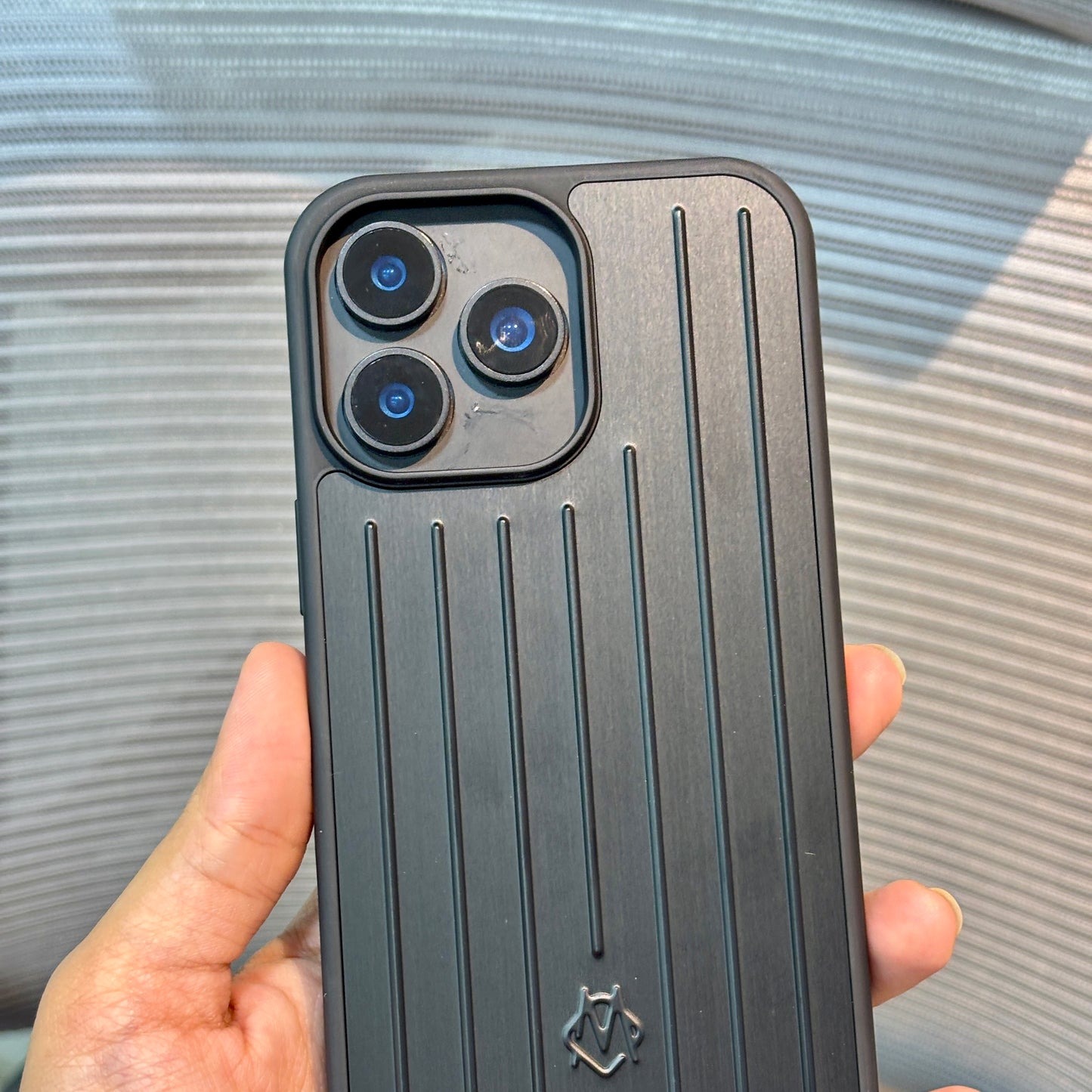 GrooveShield Aluminium iPhone 16 Pro Max Case