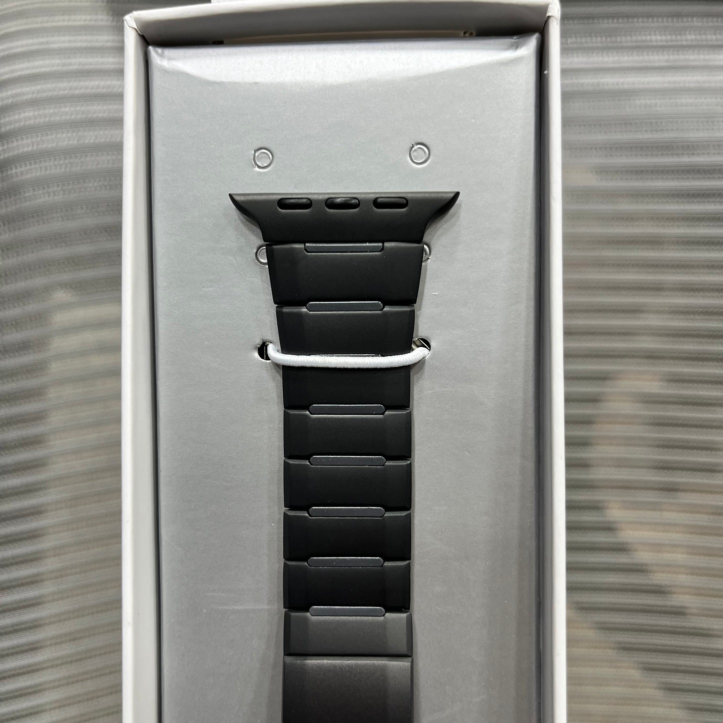 DualTone Metal & Silicone Hybrid iWatch Strap