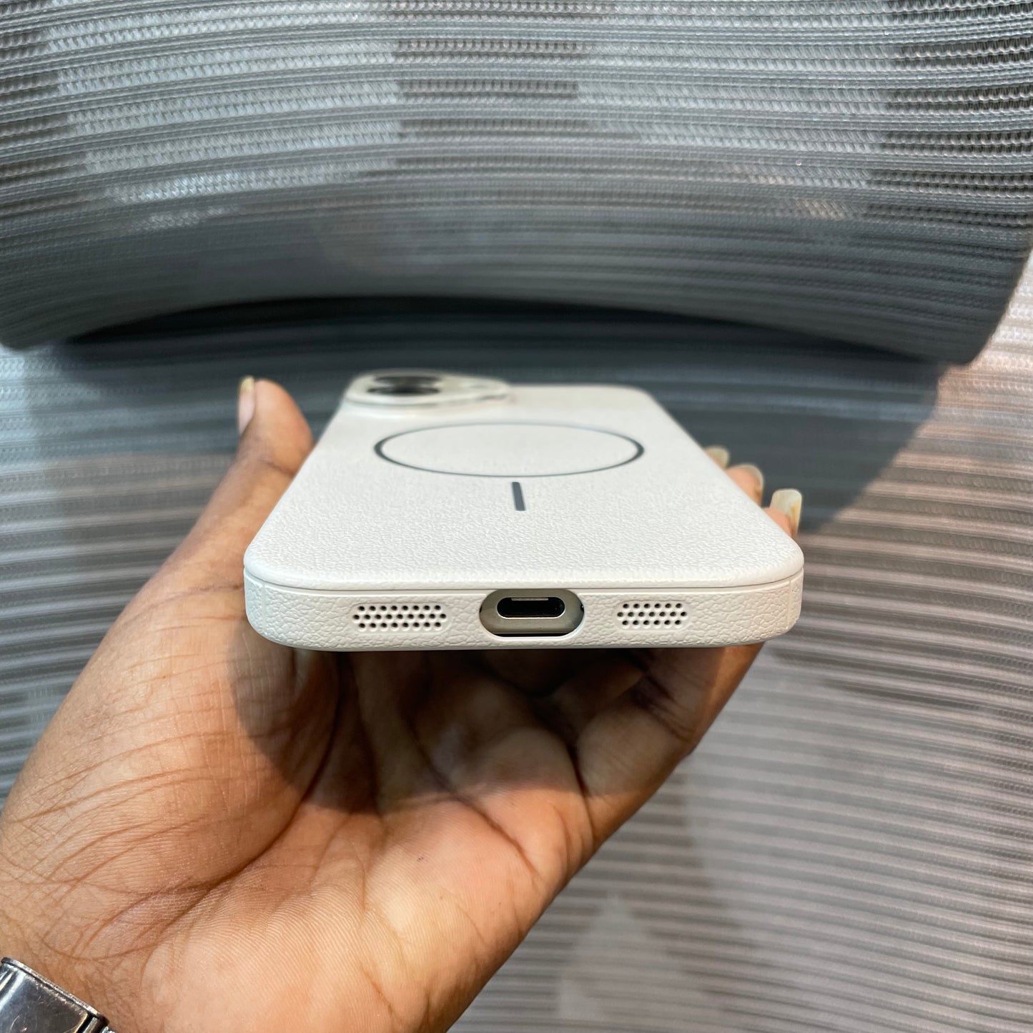 GrainVent MagSafe iPhone 14 Case