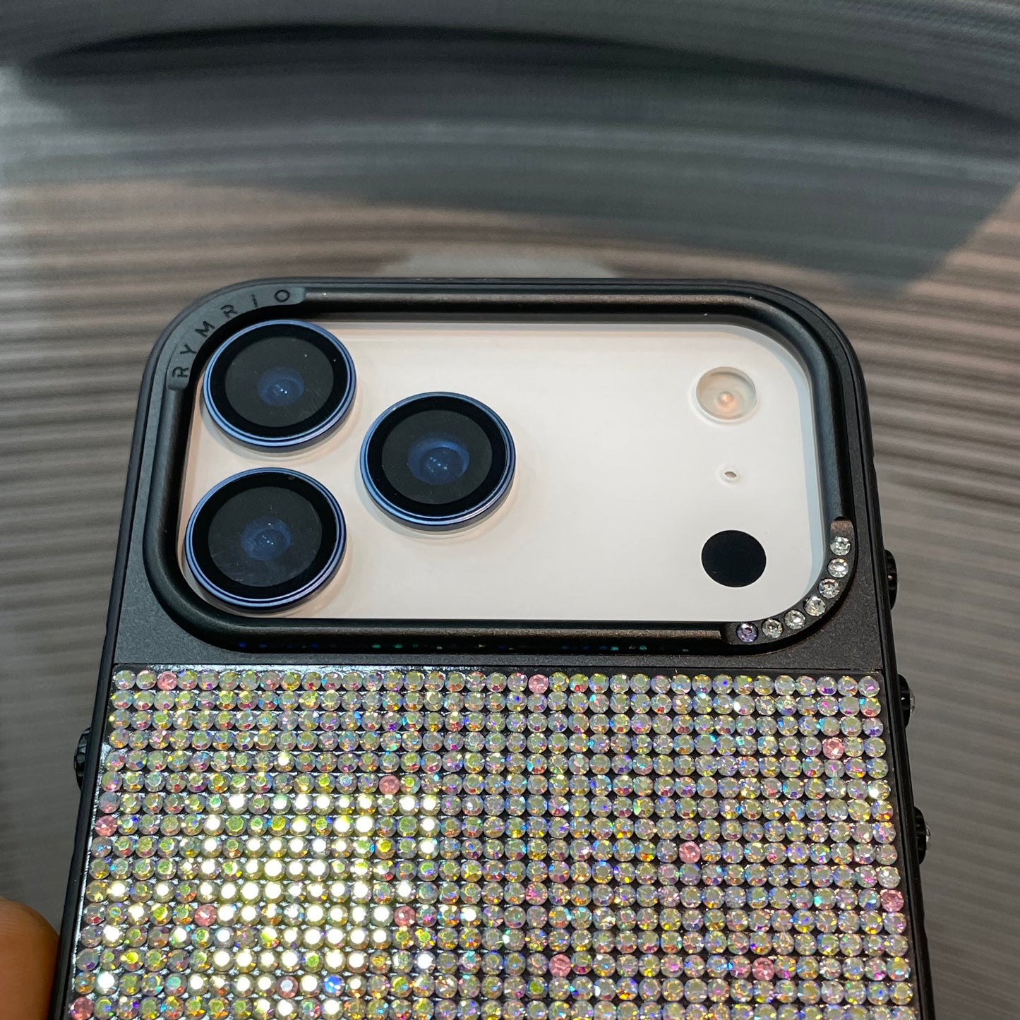DiamondAura MagSafe iPhone 17 Pro Max Case