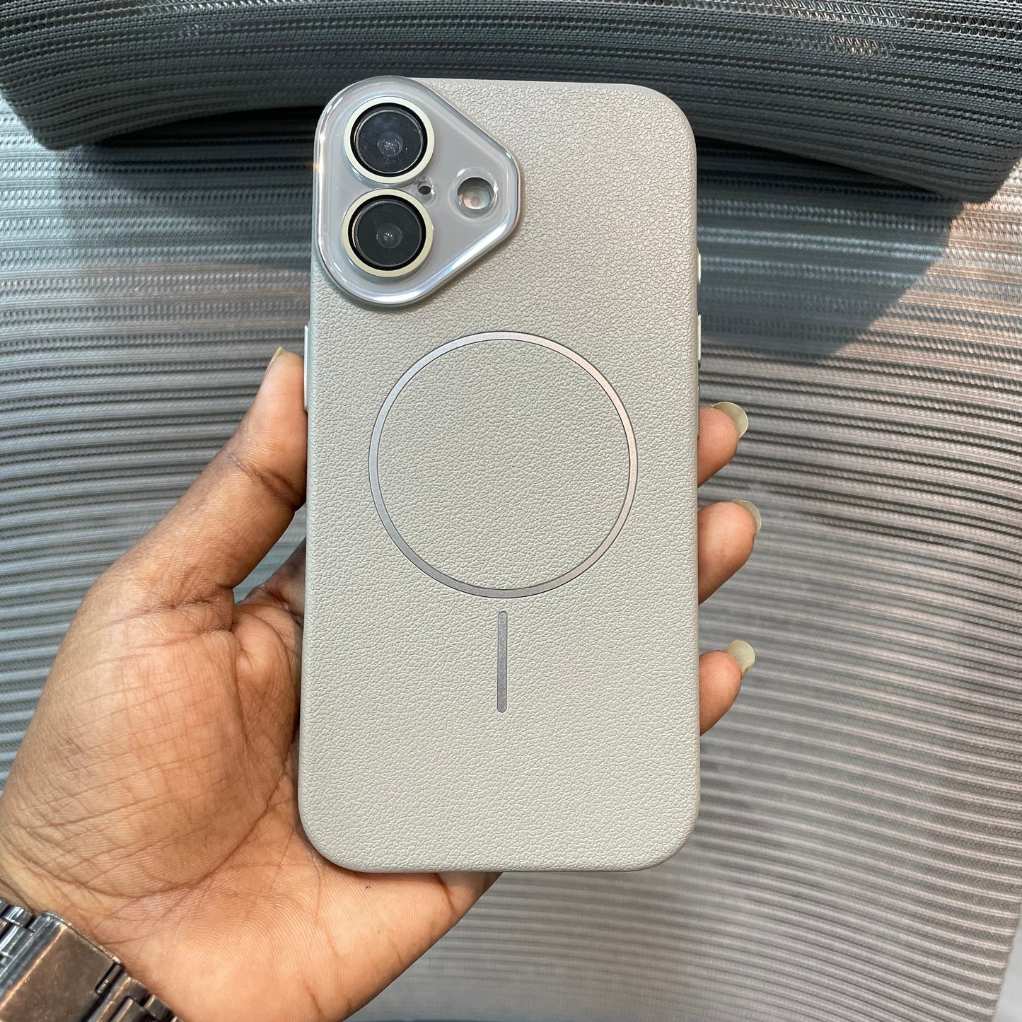 GrainVent MagSafe iPhone 14 Case