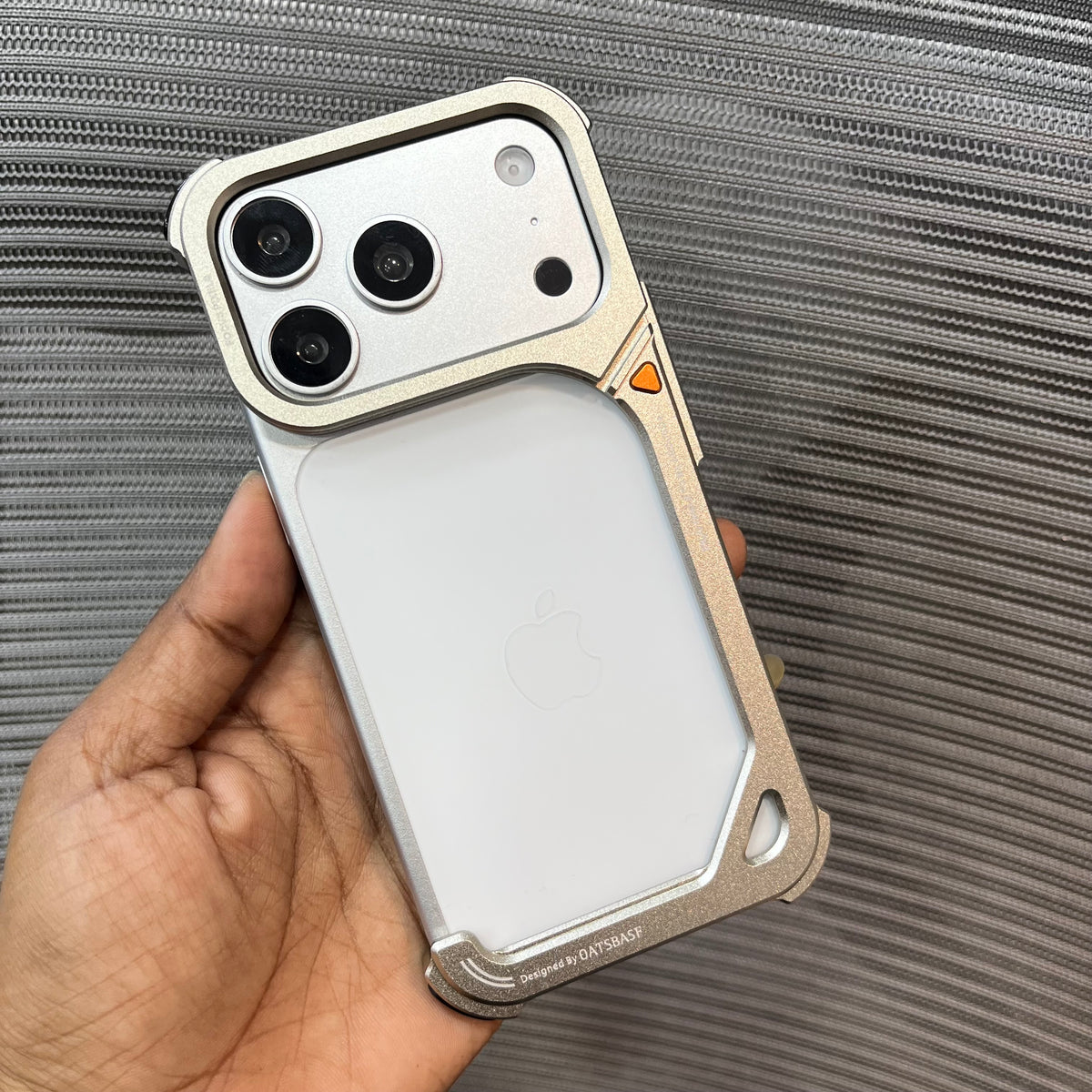 MetalArmor Bumper Camera Stand Case