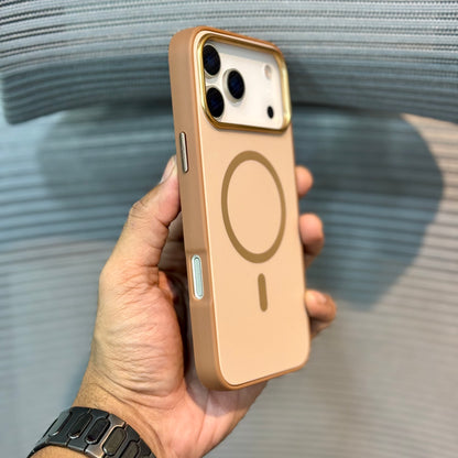 FurLuxe MagSafe iPhone 16 Pro Max Case