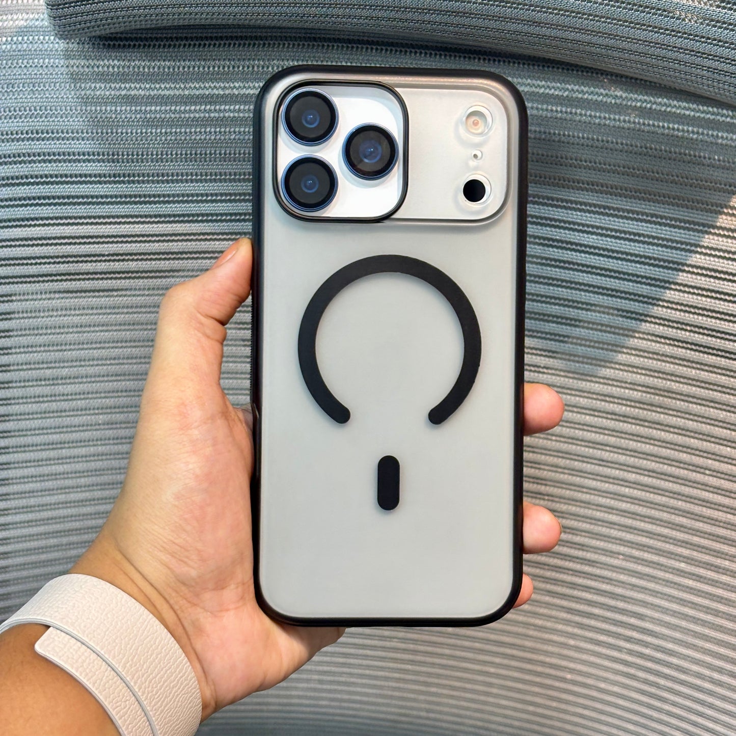 ArmorGrip MagSafe Matte iPhone 17 Pro Case