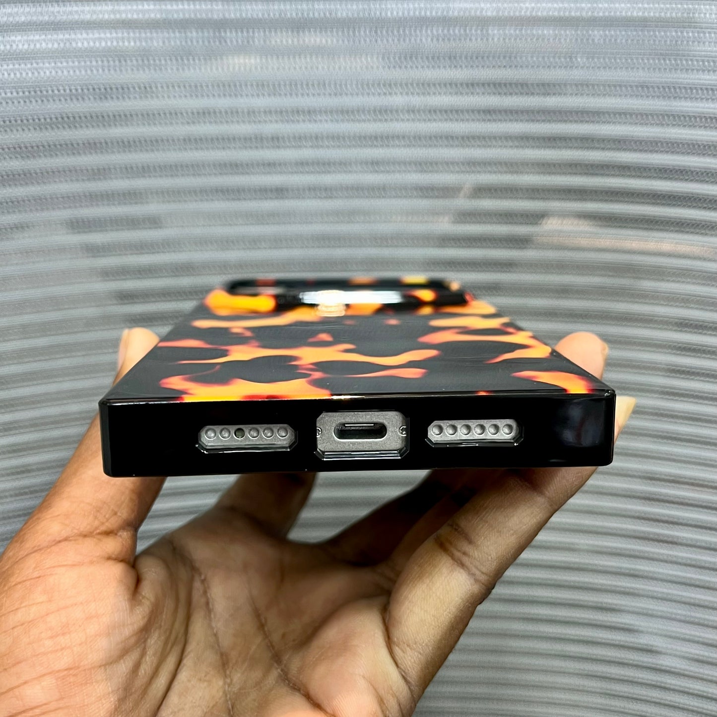Flame Box Protective iPhone 17 Pro Max Case