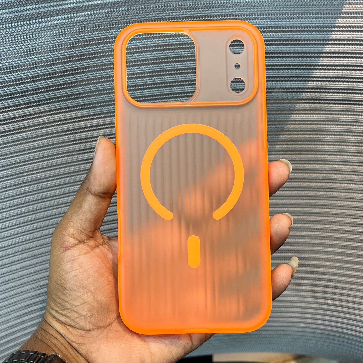 Stripe Matte Edge-to-Edge iPhone 17 Series Case