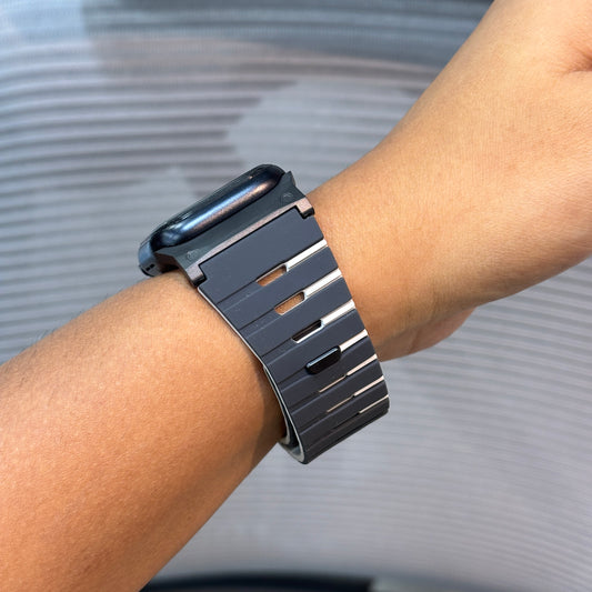 MagnoBand Silicone Apple Watch Strap