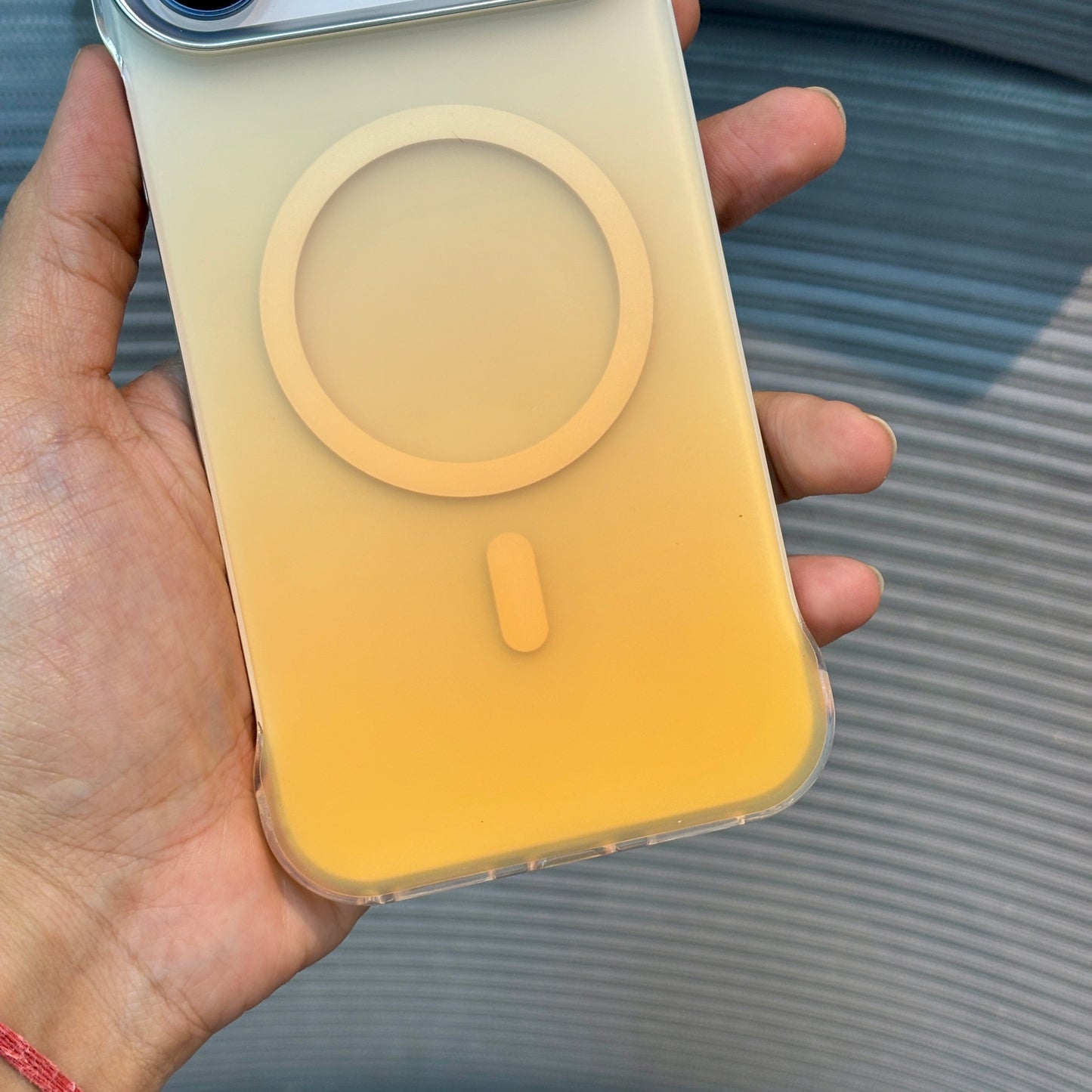 Gradé SoftTone MagSafe iPhone 15 Series Case