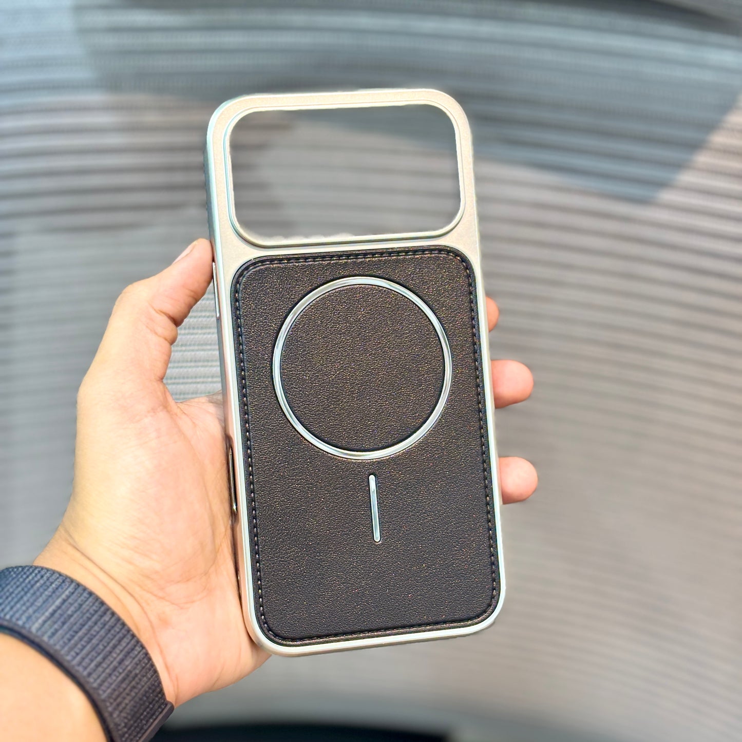 GrainMag MagSafe iPhone 17 Pro Max Case