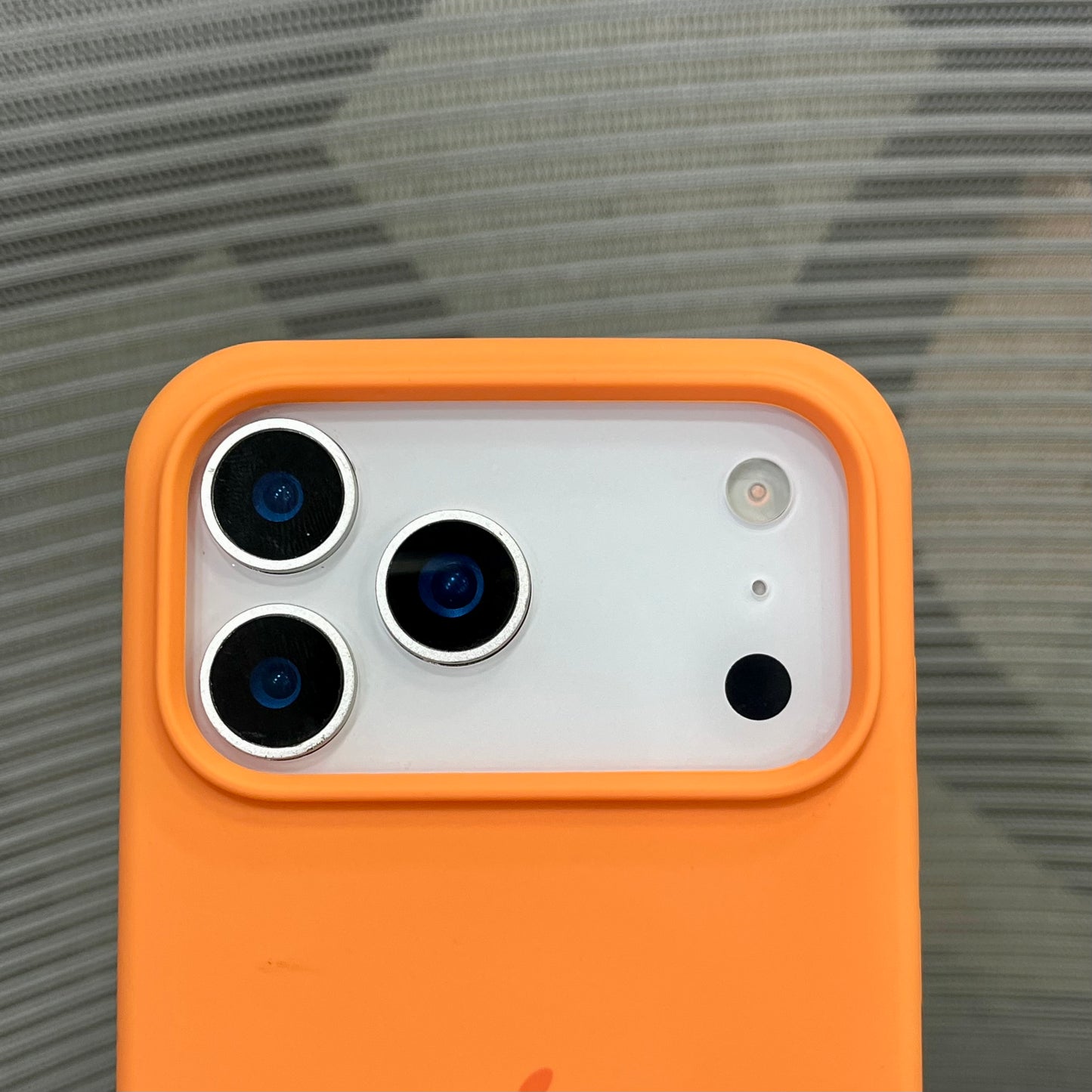Silicone Logo MagSafe iPhone 17 Pro Case