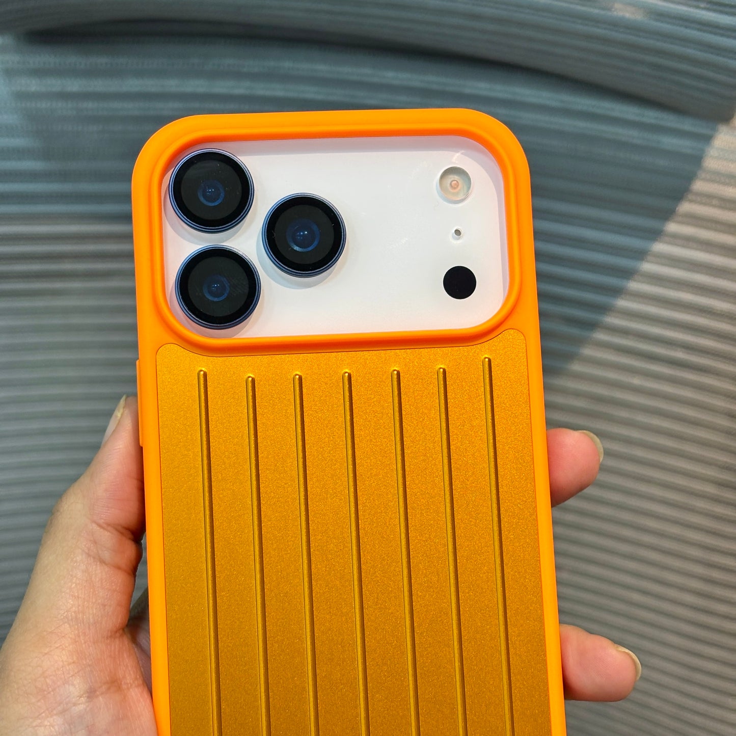 GrooveShield Aluminium iPhone 17 Pro Case