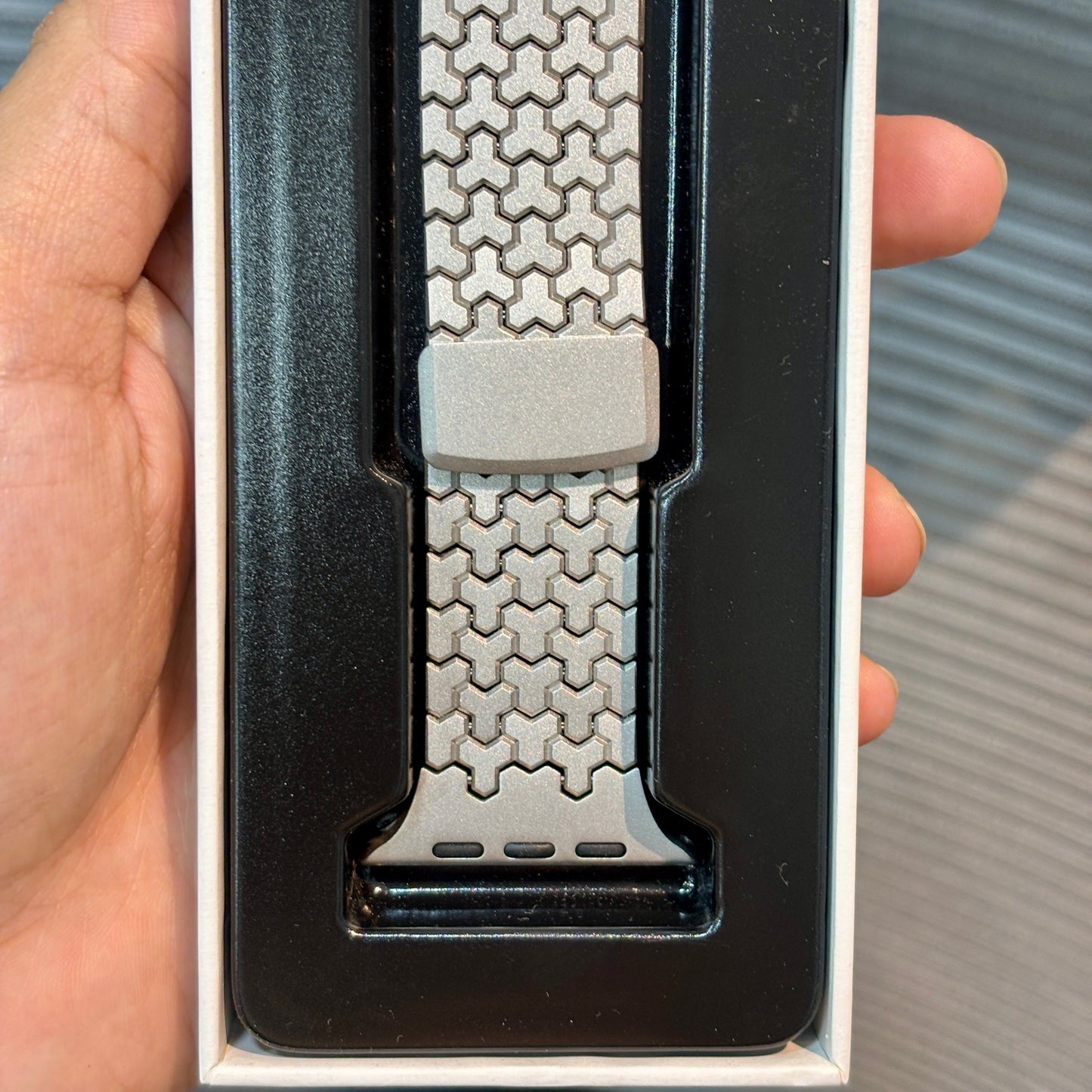 Flux Magnetic Metal Watch Strap