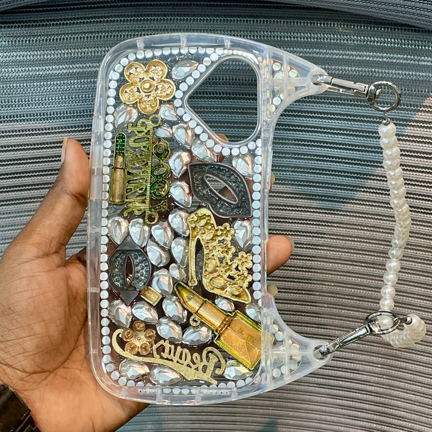 CharmMuse Sling iPhone 15 Series Case
