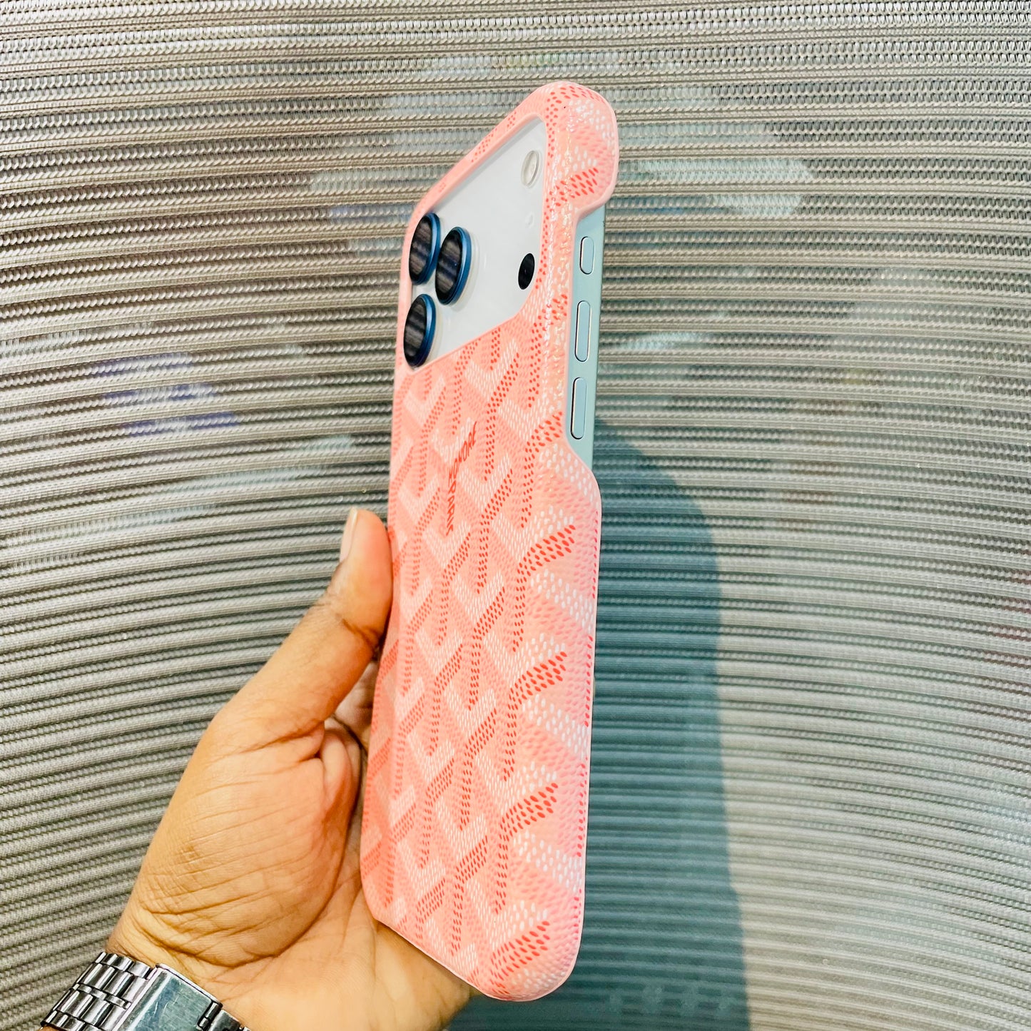 Luxe Printed Inner Fur iPhone 17 Pro Case