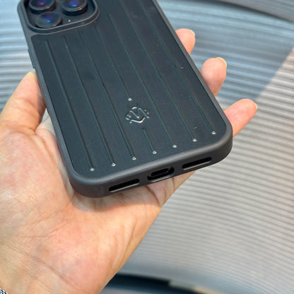 GrooveShield Aluminium iPhone 16 Pro Max Case