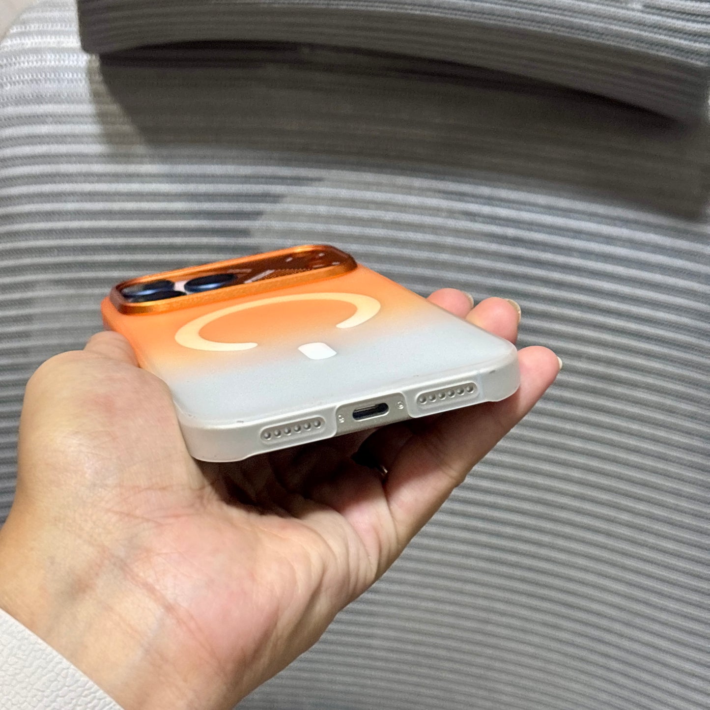 FrostVent MagSafe iPhone 17 Pro Max Case