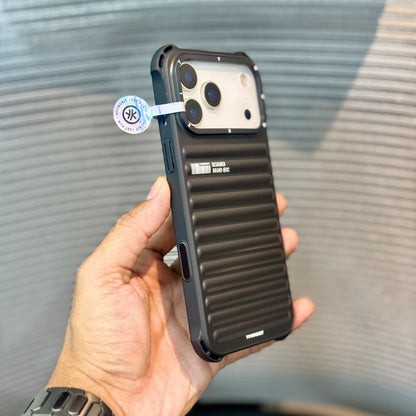 Luxora Wave MagSafe iPhone 17 Pro Max Case