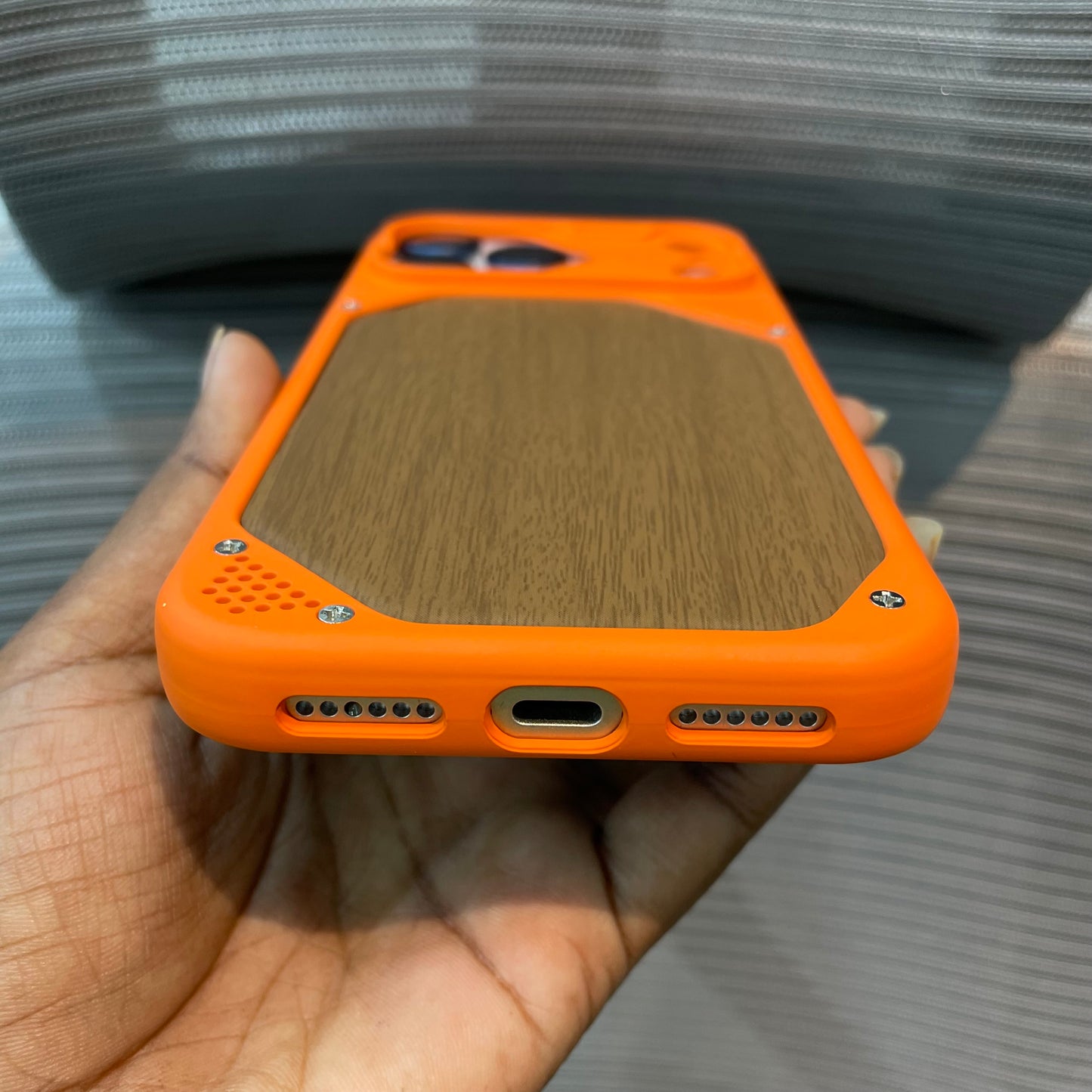 WoodFrame Slim iPhone 17 Pro Case
