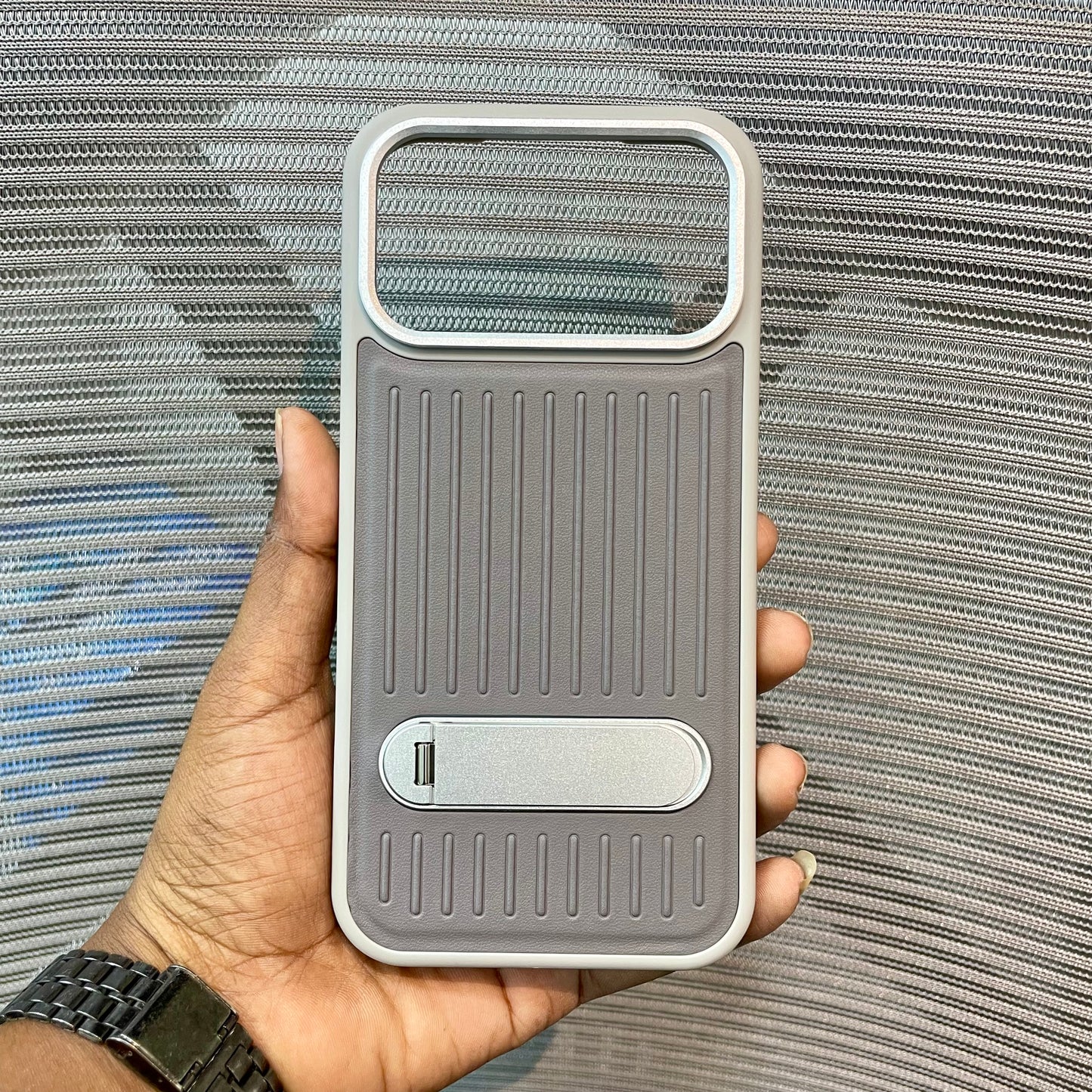 StripeVault Stand iPhone 17 Series Case