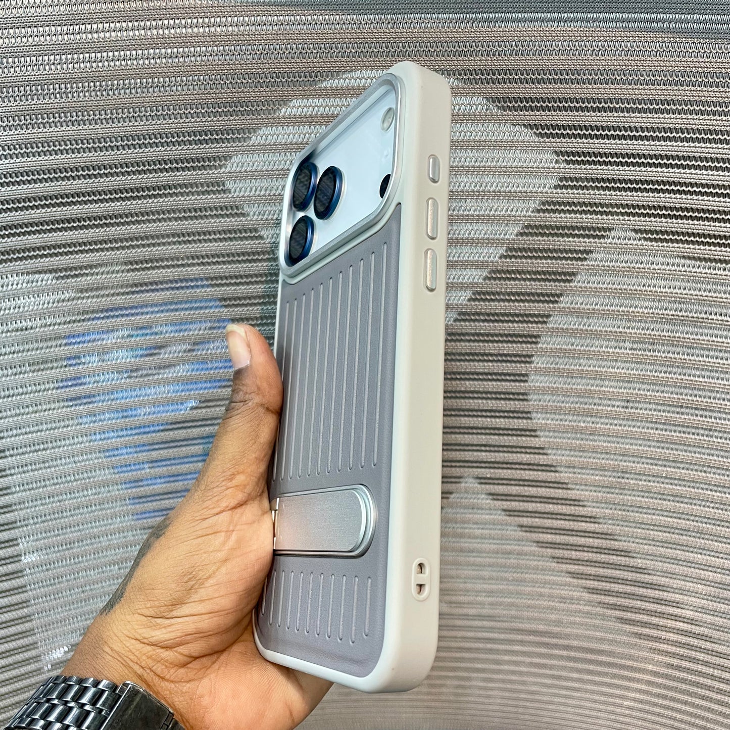 StripeVault Stand iPhone 17 Series Case