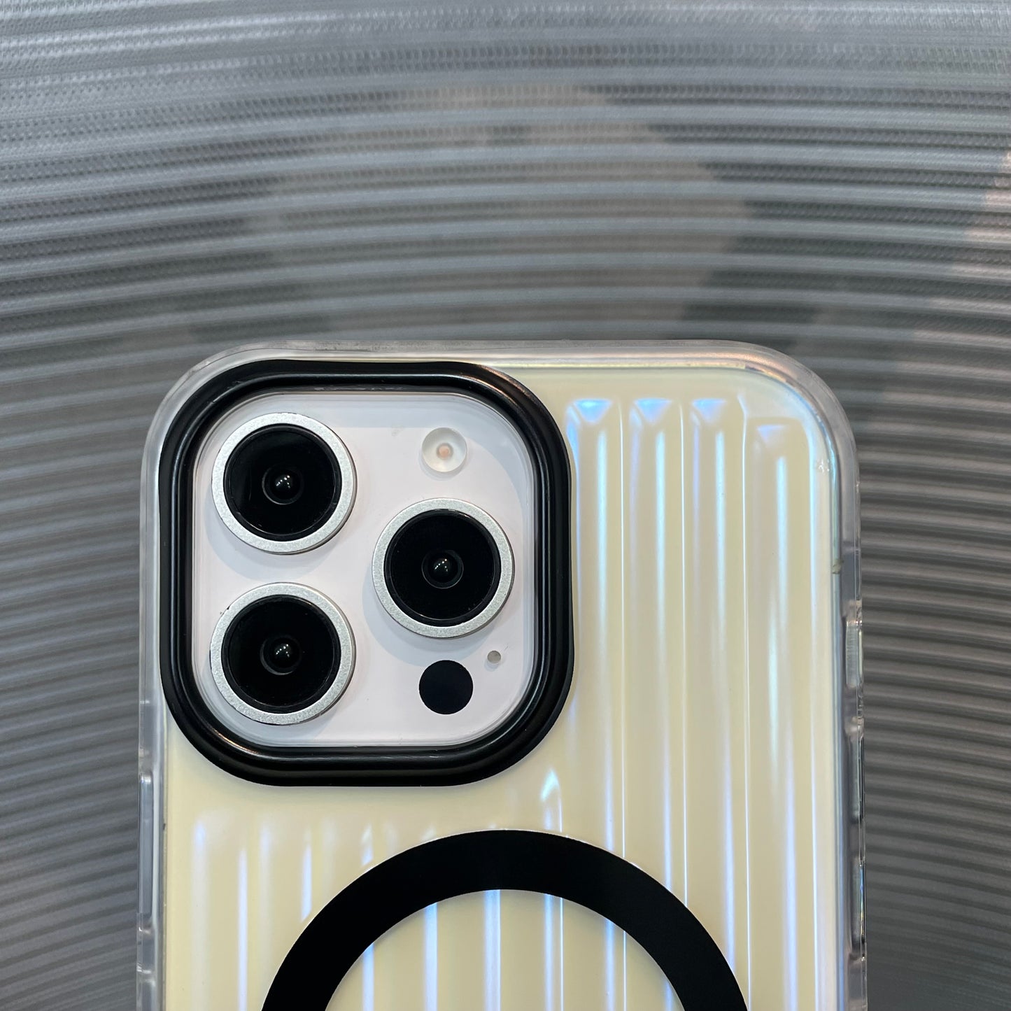 ChromaStripe MagSafe iPhone 16 Pro Max Case
