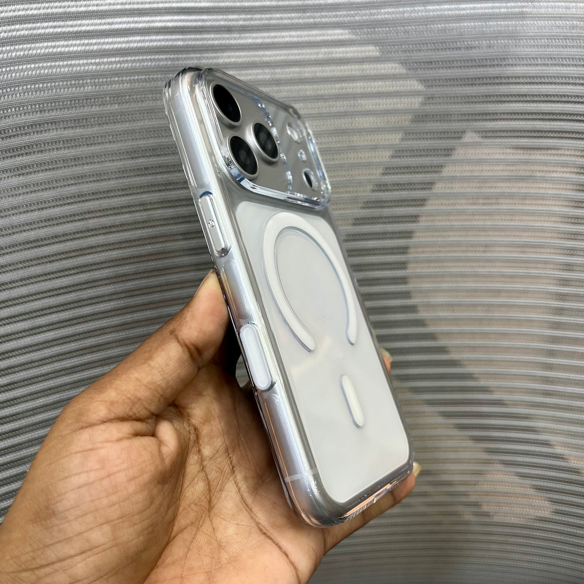 Lito Crystal Clear iPhone 17 Pro Case