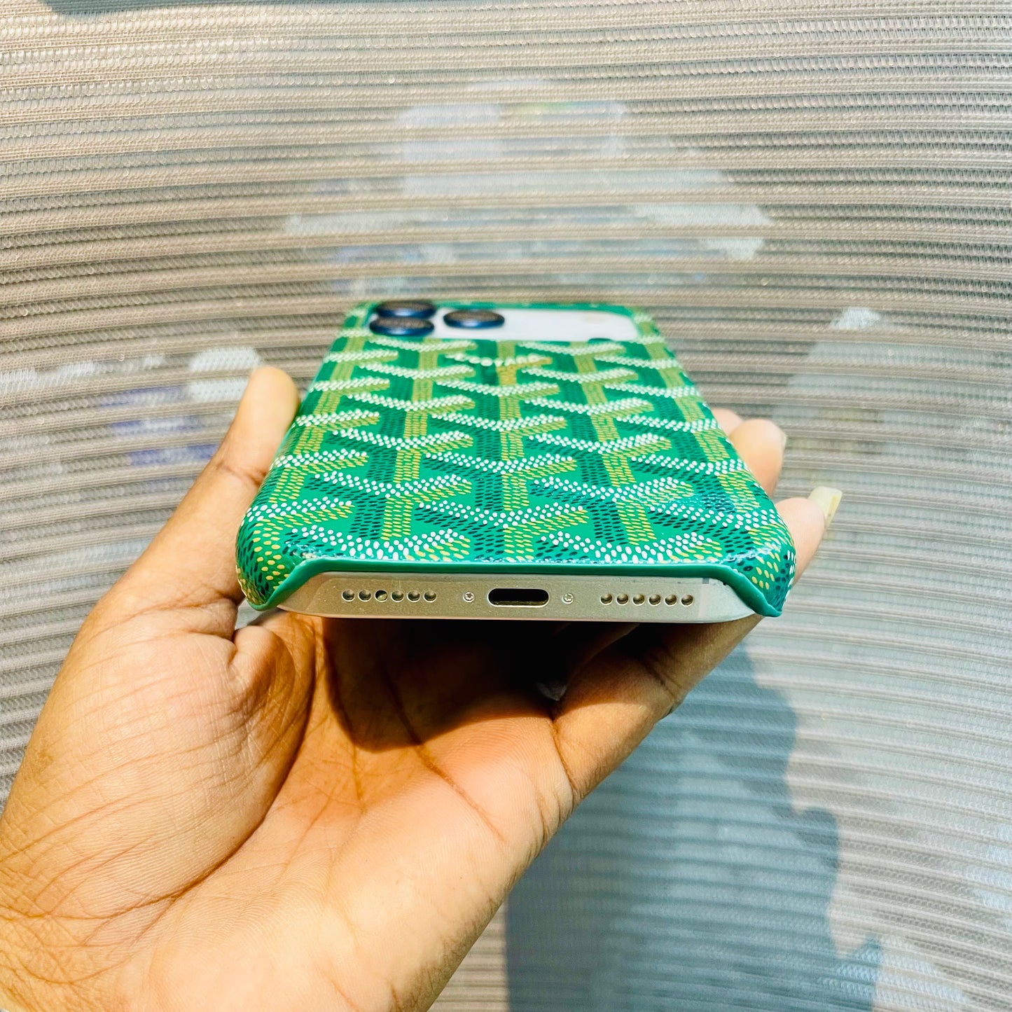 Luxe Printed Inner Fur iPhone 17 Pro Case