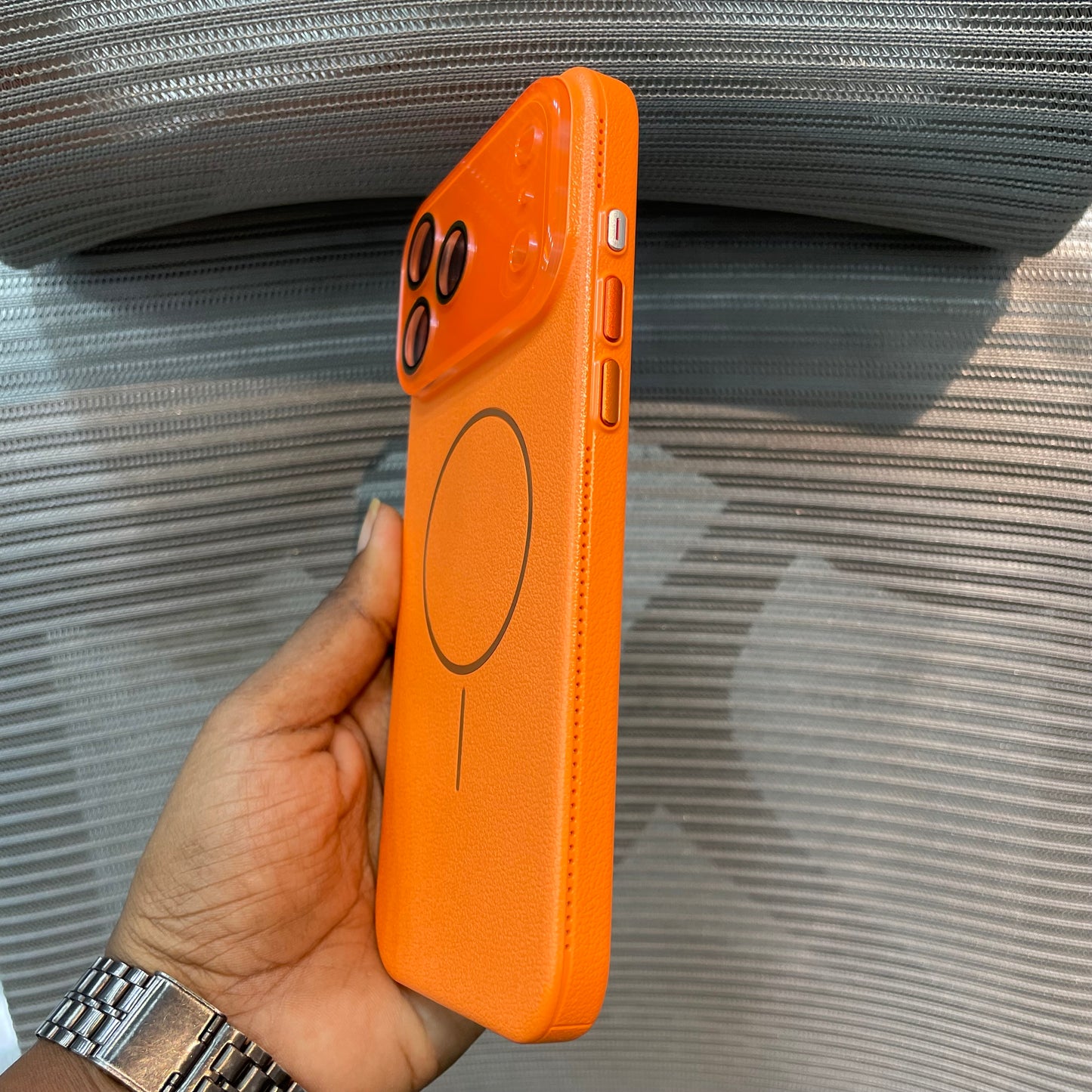 GrainVent MagSafe iPhone 17 Pro Case