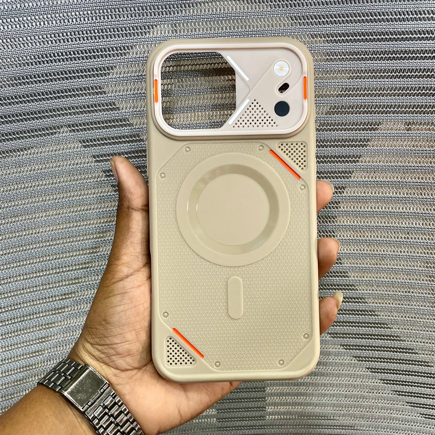 NeoGuard MagSafe Converter iPhone 16 Pro Max Case