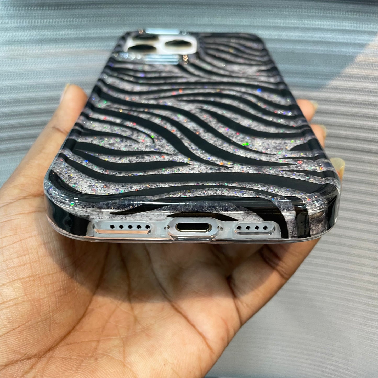 ZebraLuxe Glitter iPhone 17 Case