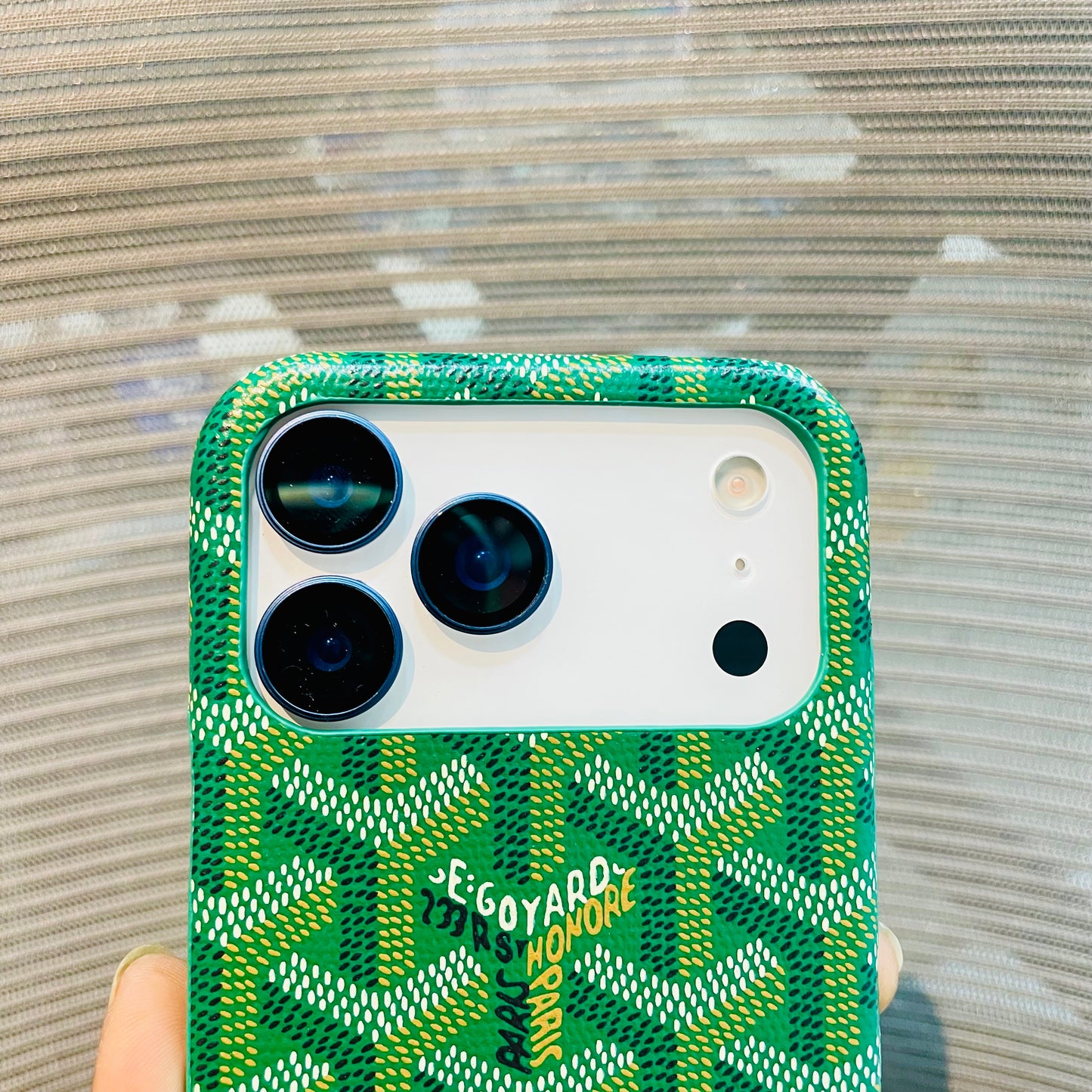 Luxe Printed Inner Fur iPhone 17 Pro Case