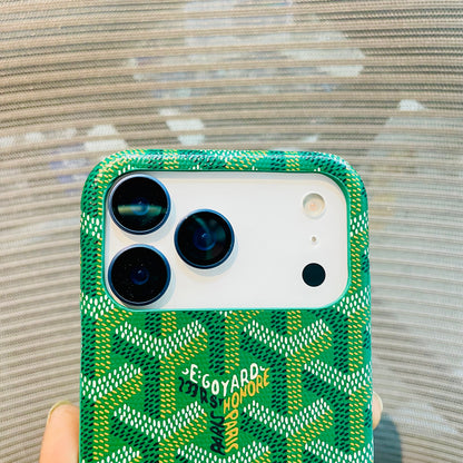Luxe Printed Inner Fur iPhone 17 Pro Case