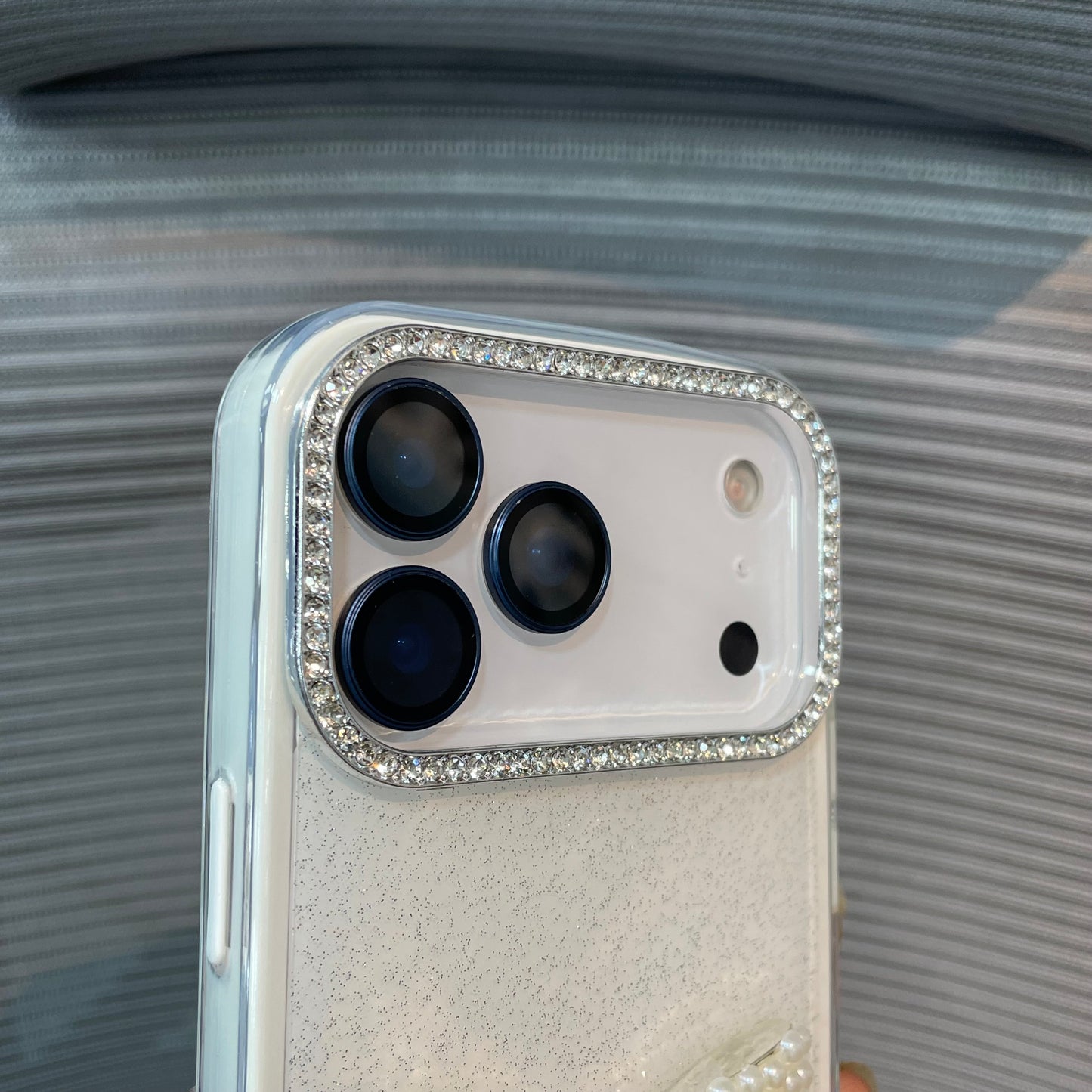 BowÉlite Glitter iPhone 17 Series Case