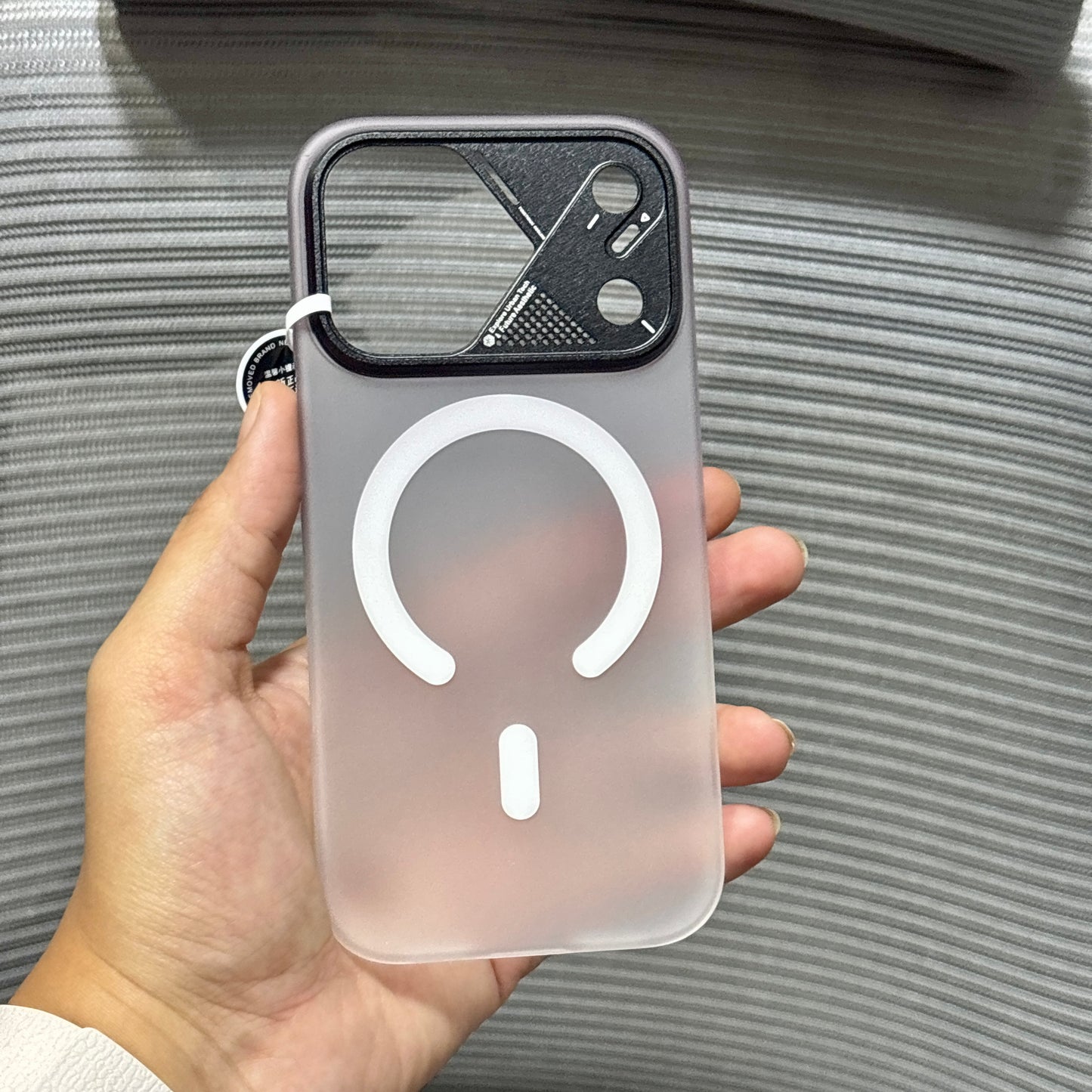 FrostVent MagSafe iPhone 17 Pro Max Case