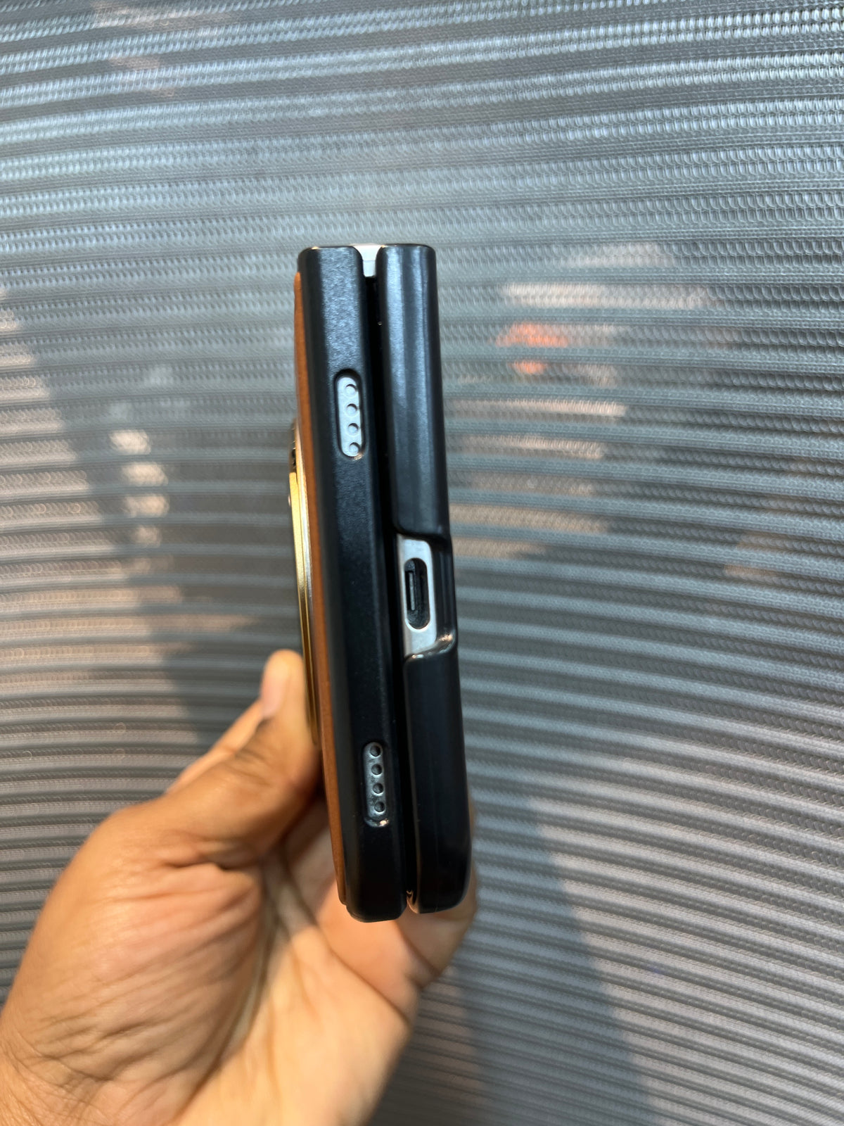 Leather stand iPhone Duo case