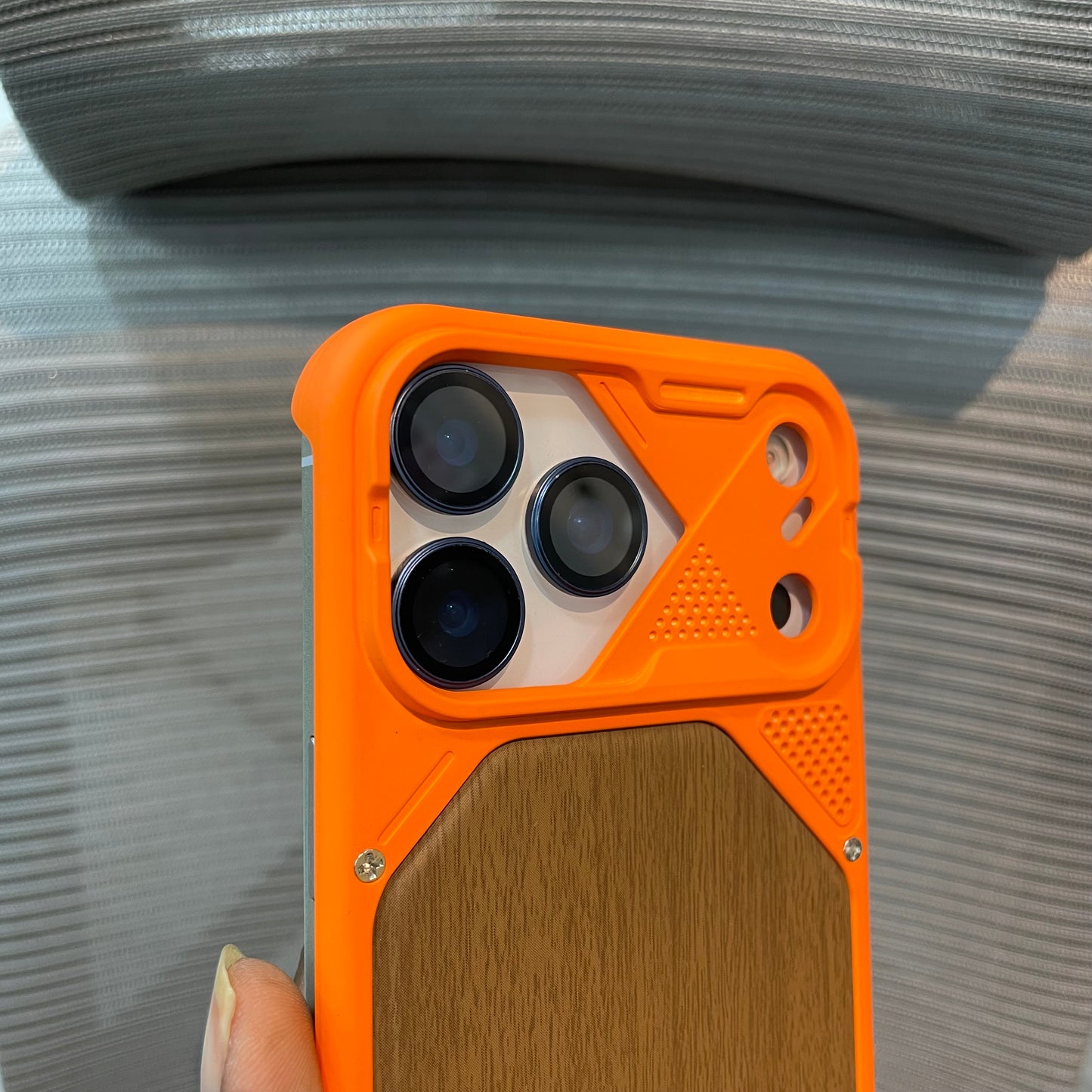 WoodFrame Slim iPhone 17 Pro Case