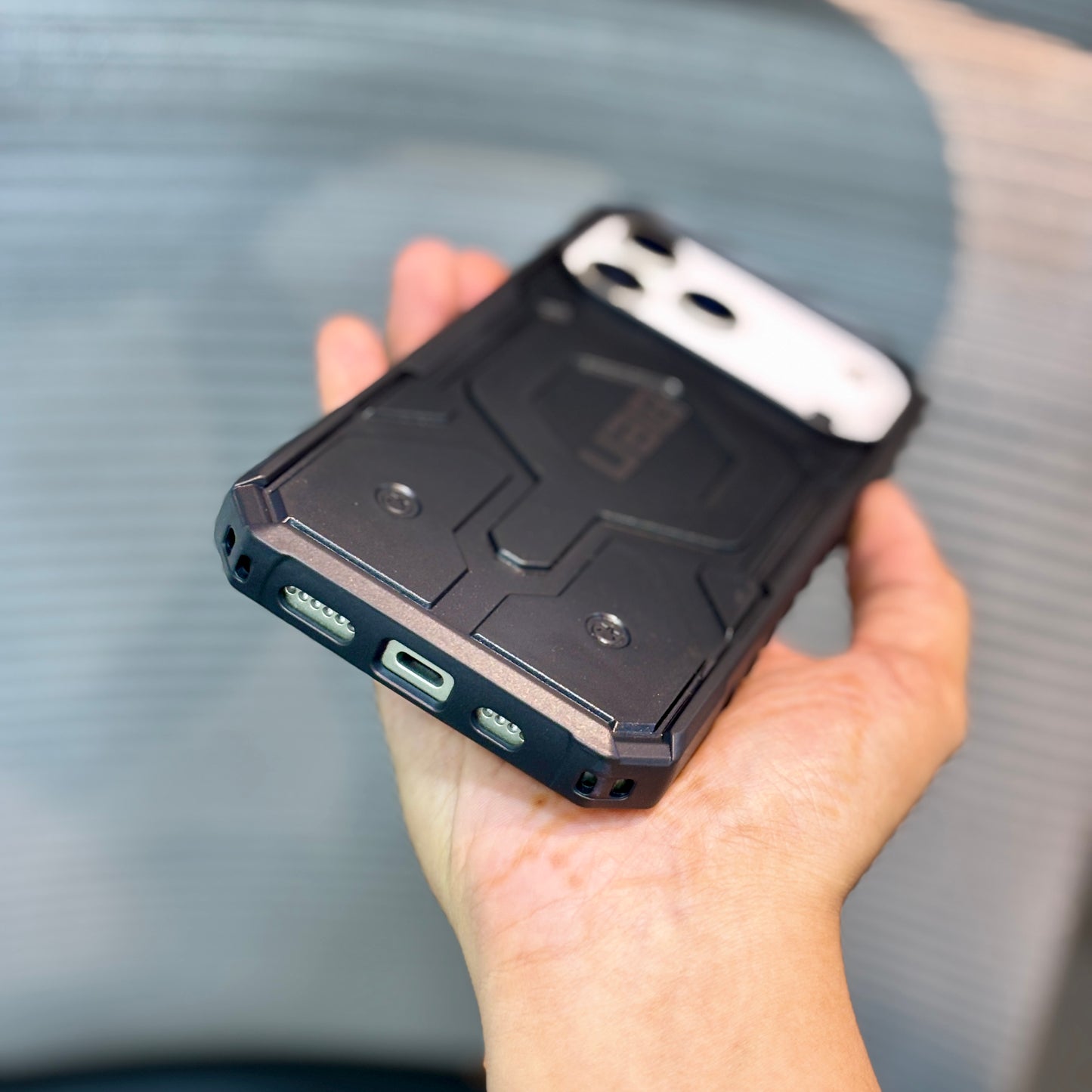 AeroGuard MagSafe iPhone 17 Case