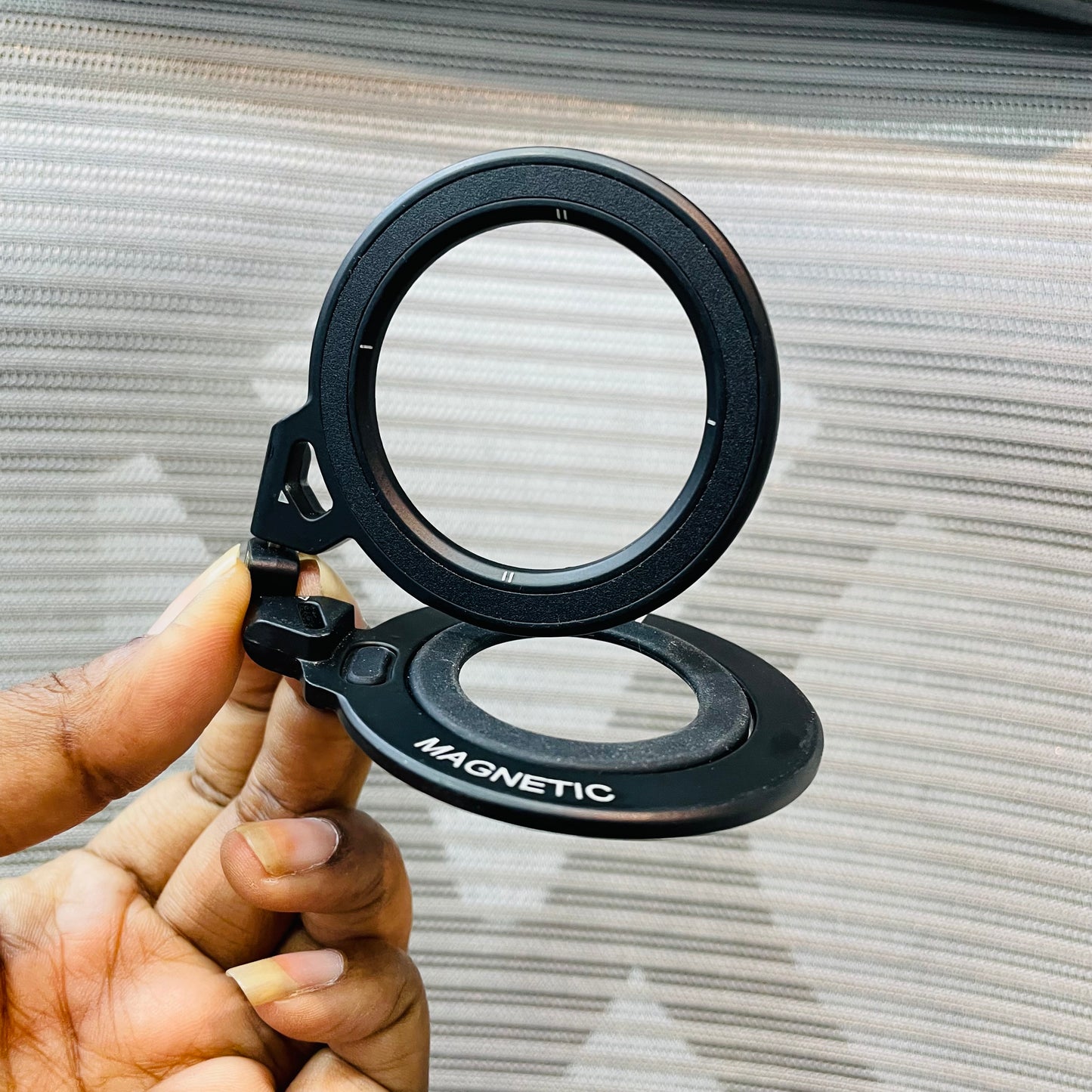 MagFold 360 Magnetic Phone Stand