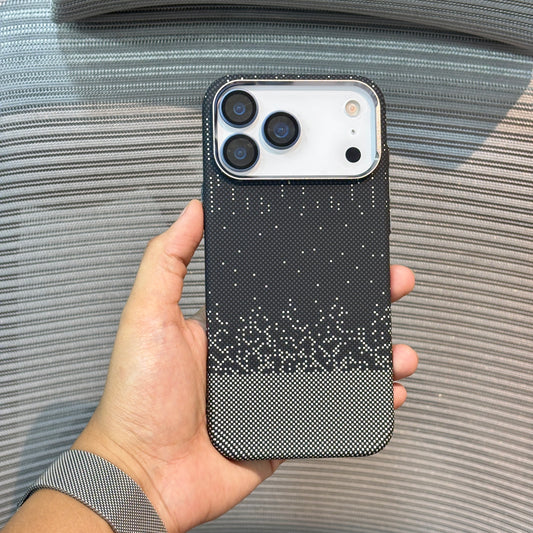 Carbonique MagSafe iPhone 16 Pro Case