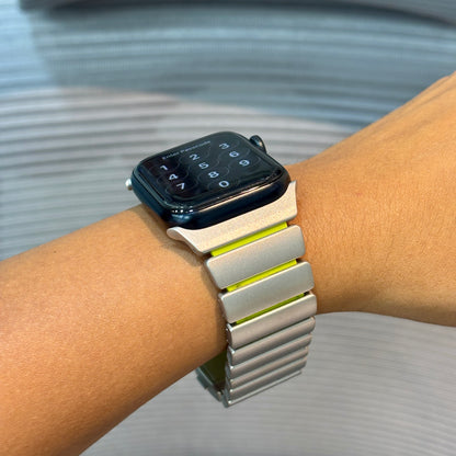 SteelFlex Metal Apple Watch Strap